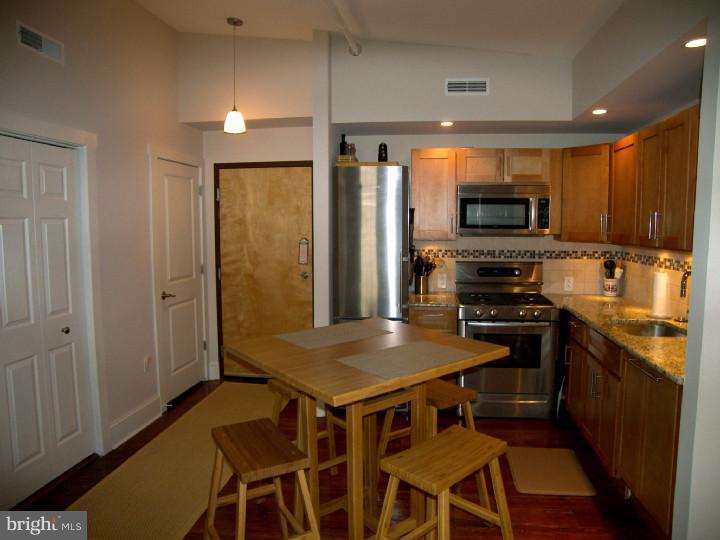 OLD CITY - Residential