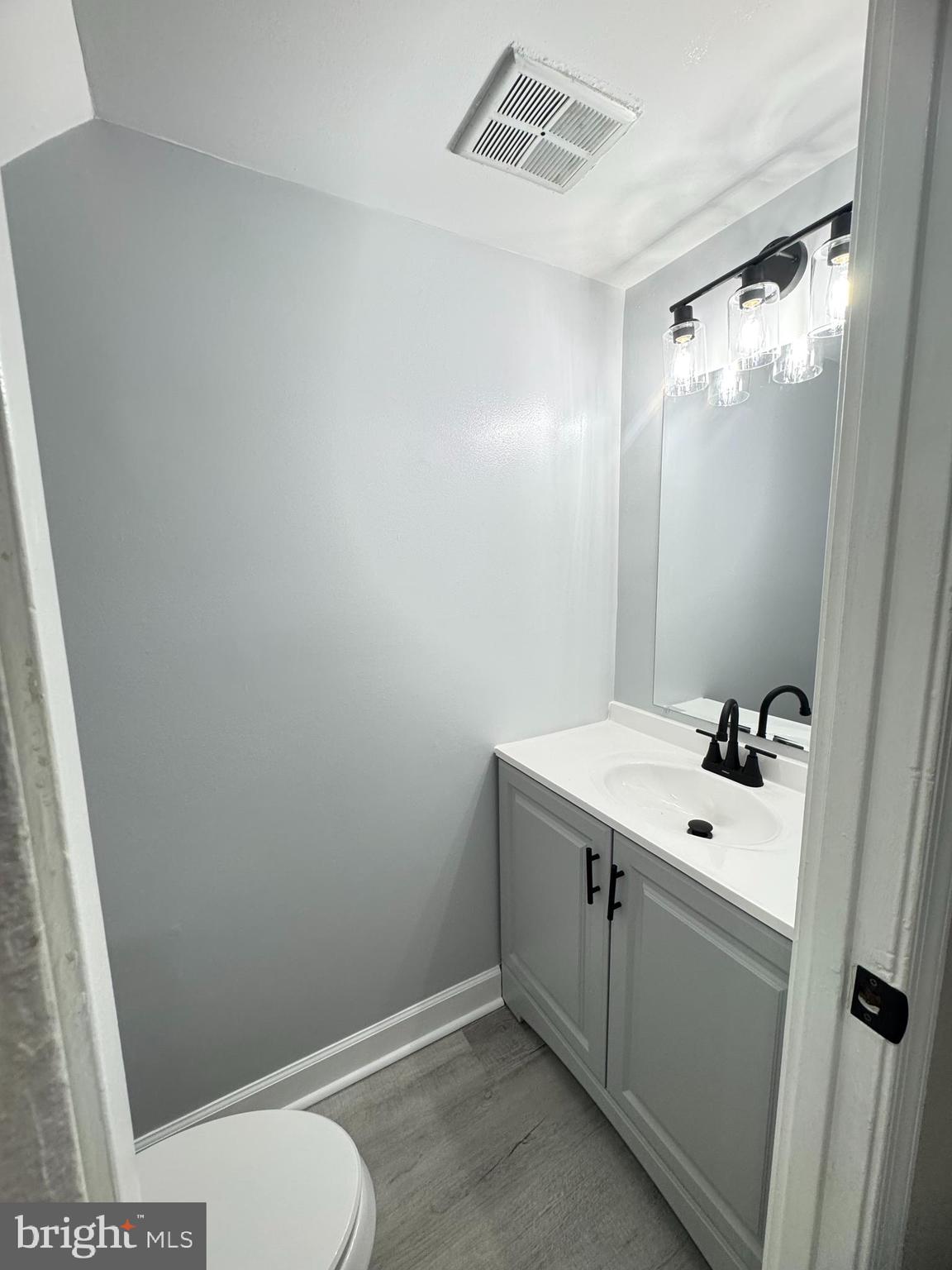 ST CHARLES BANNISTER - Residential