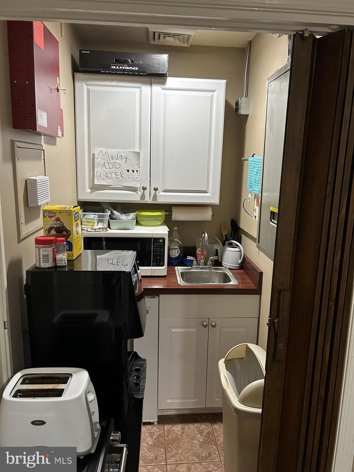 543A RIVERSIDE DRIVE