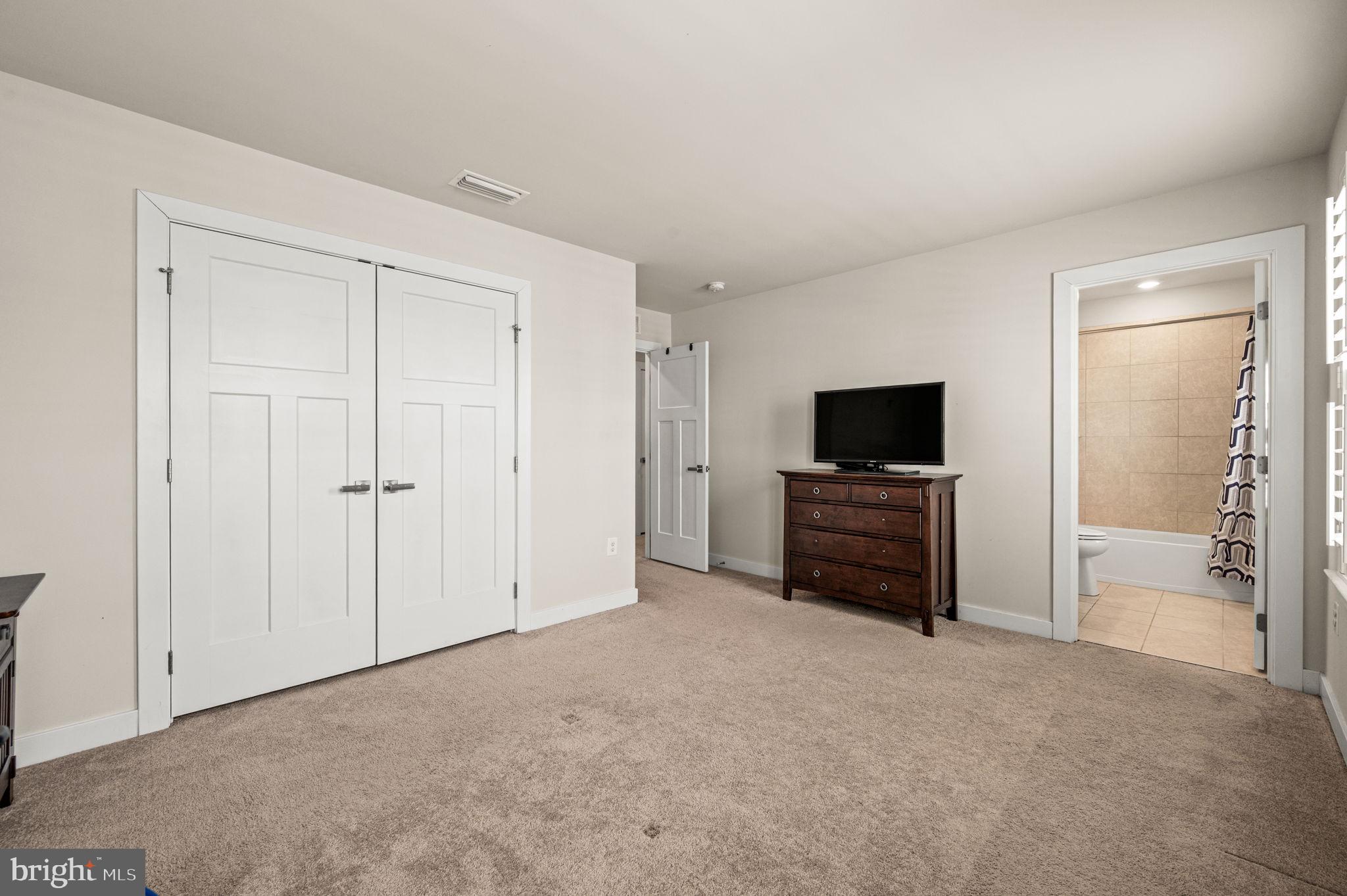 PENN VALLEY ESTATES - Residential