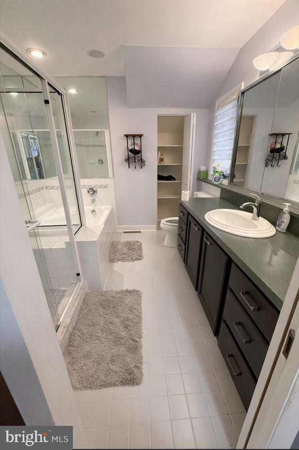 SAGAMORE FOREST - Residential