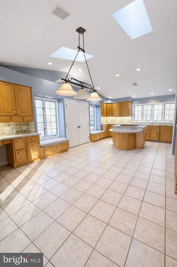 SAGAMORE FOREST - Residential