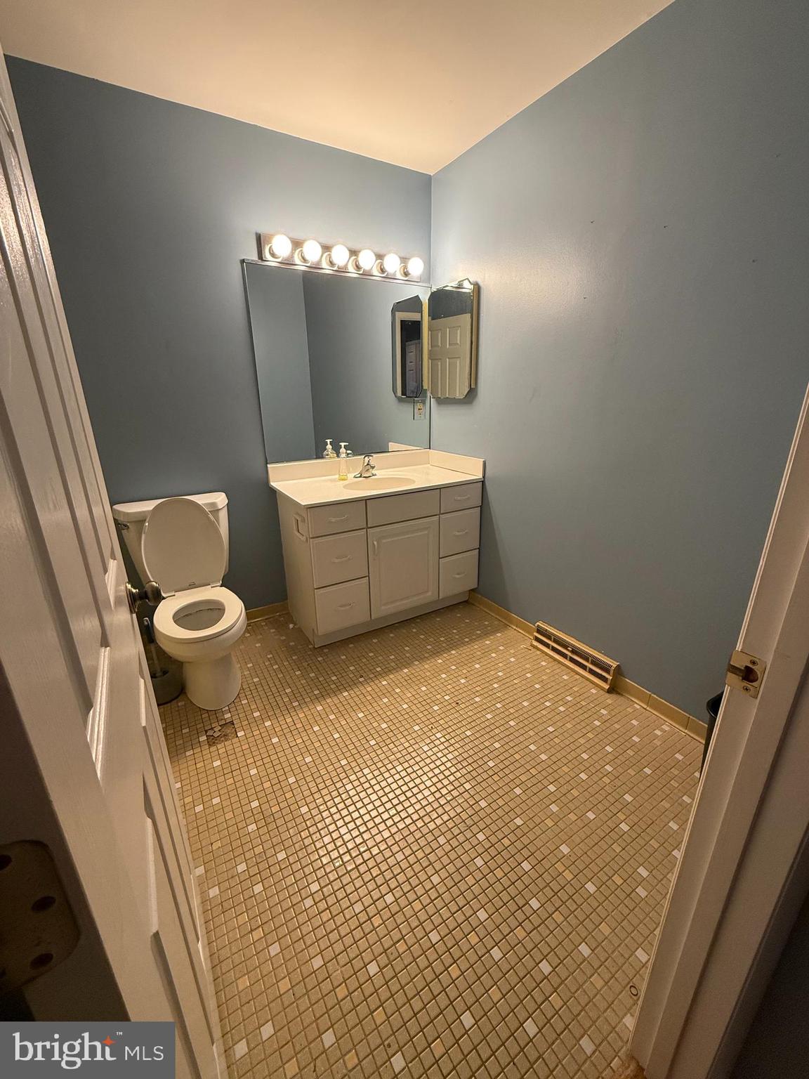 SAGAMORE FOREST - Residential