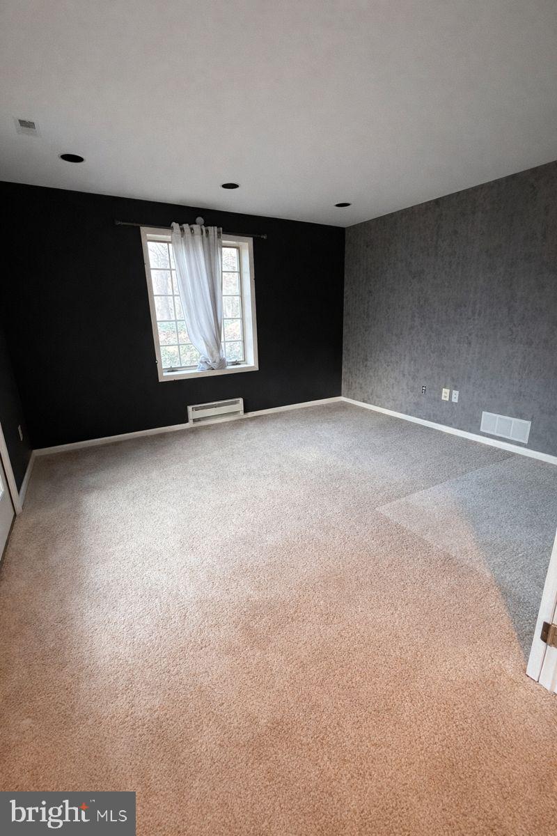 SAGAMORE FOREST - Residential