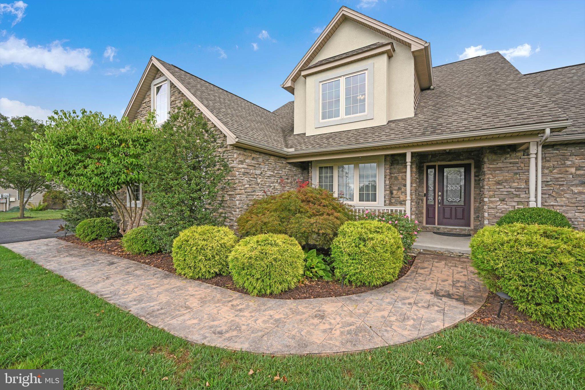 BRIAR RIDGE - Residential