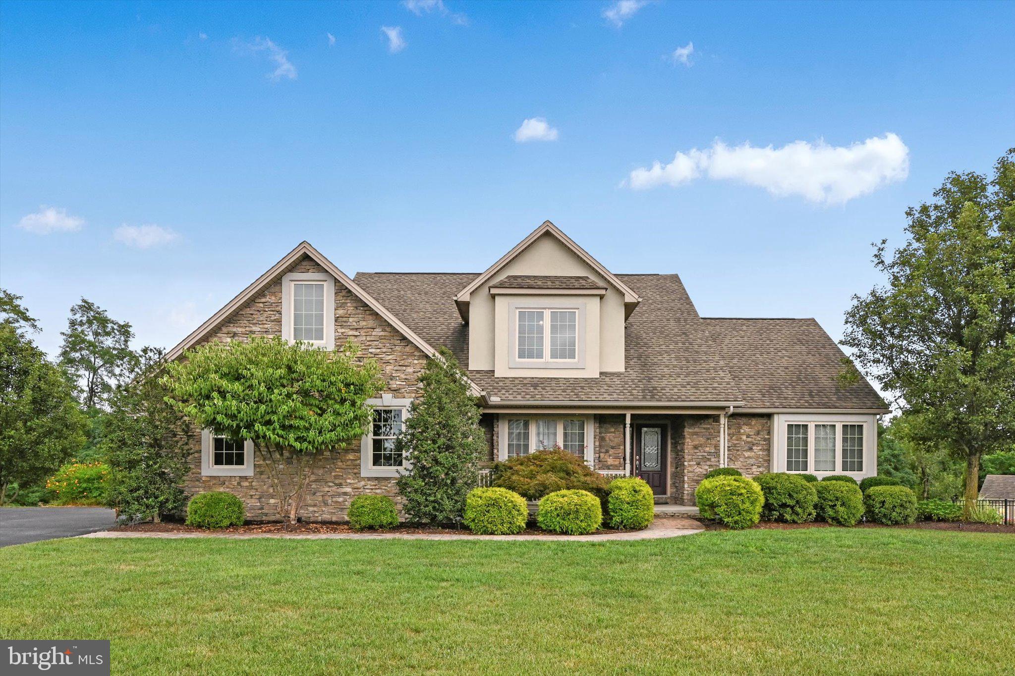 BRIAR RIDGE - Residential