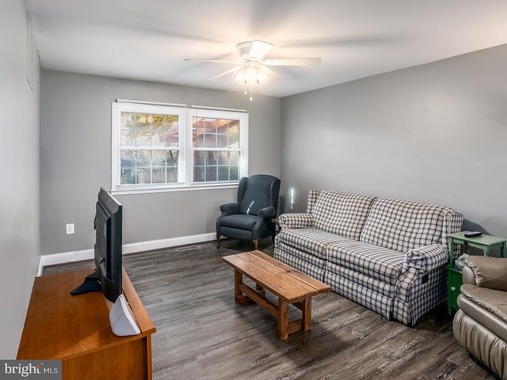 DALE CITY - Residential