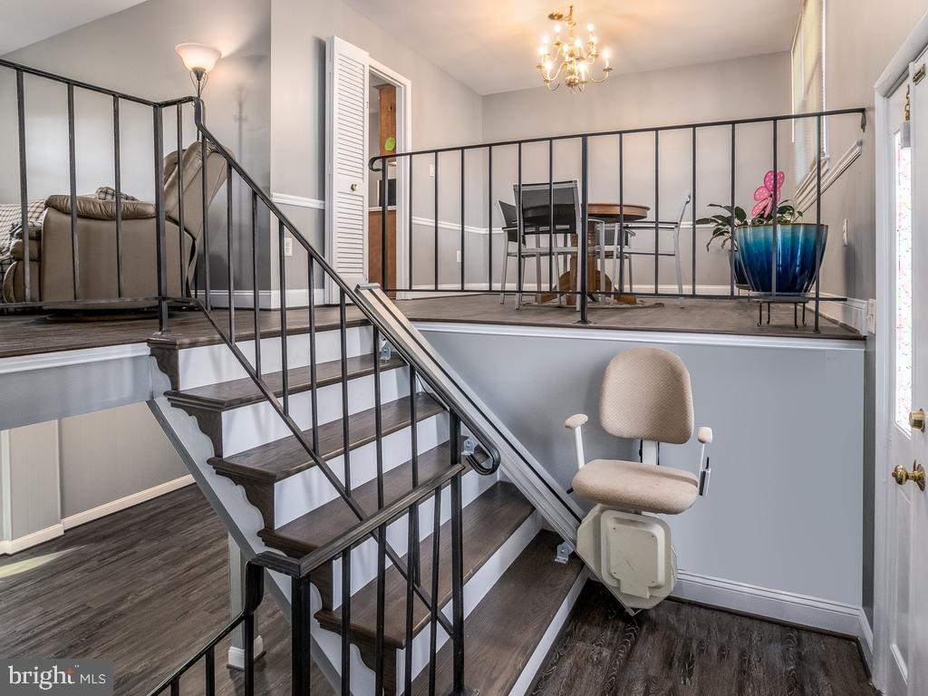 DALE CITY - Residential