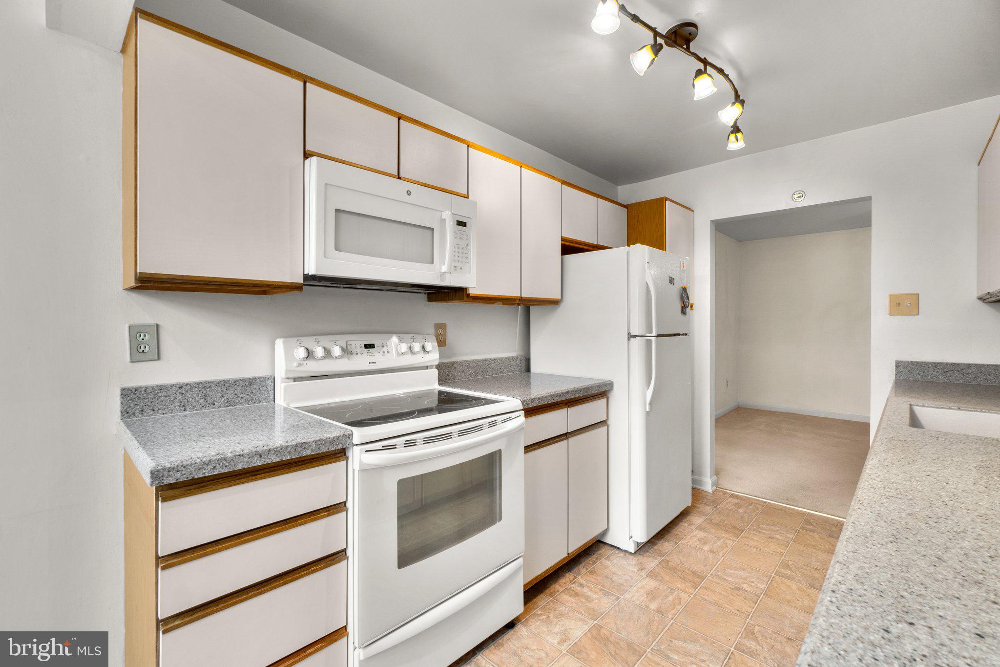 QUAIL CREEK - Residential