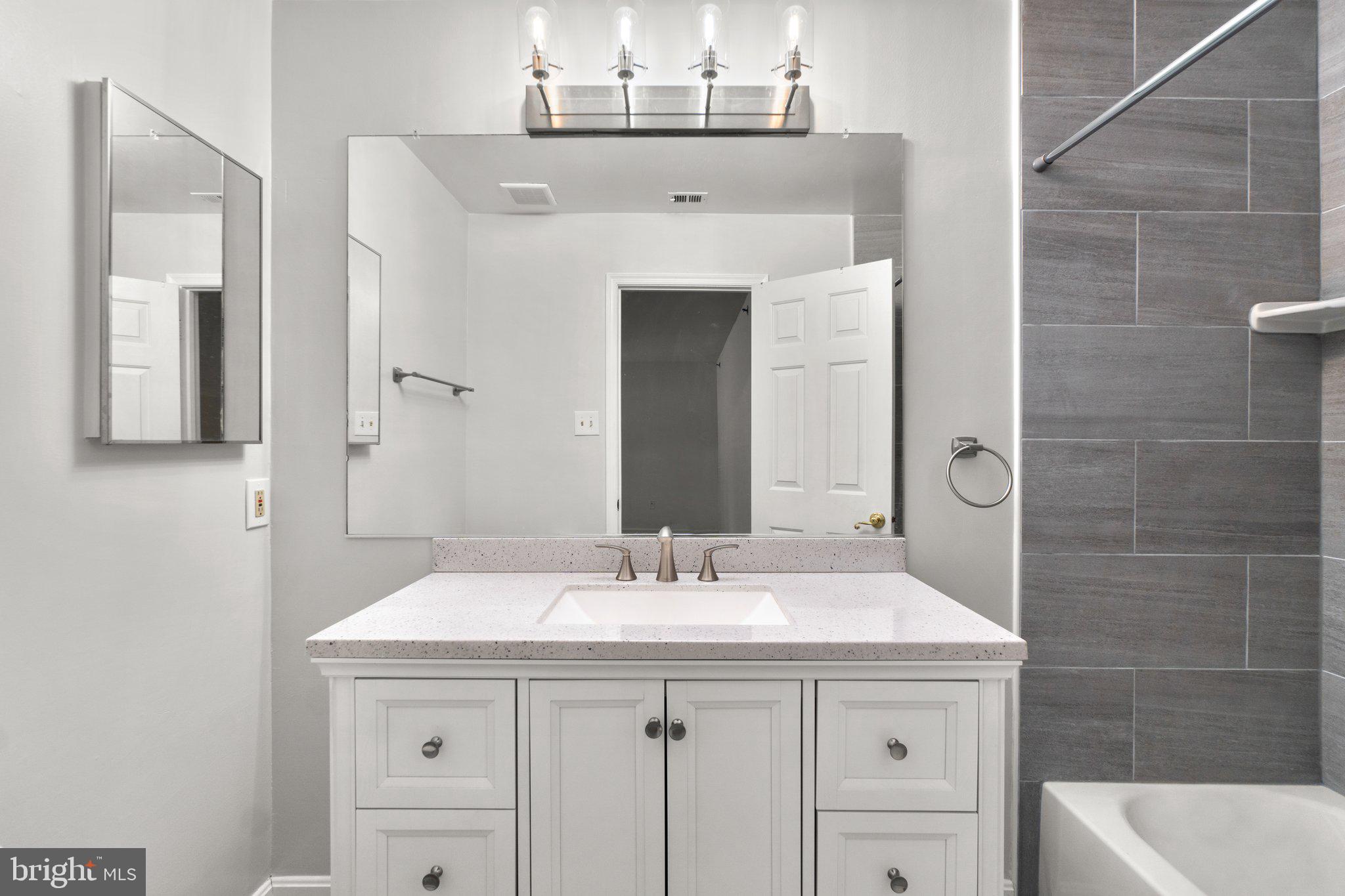 QUAIL CREEK - Residential