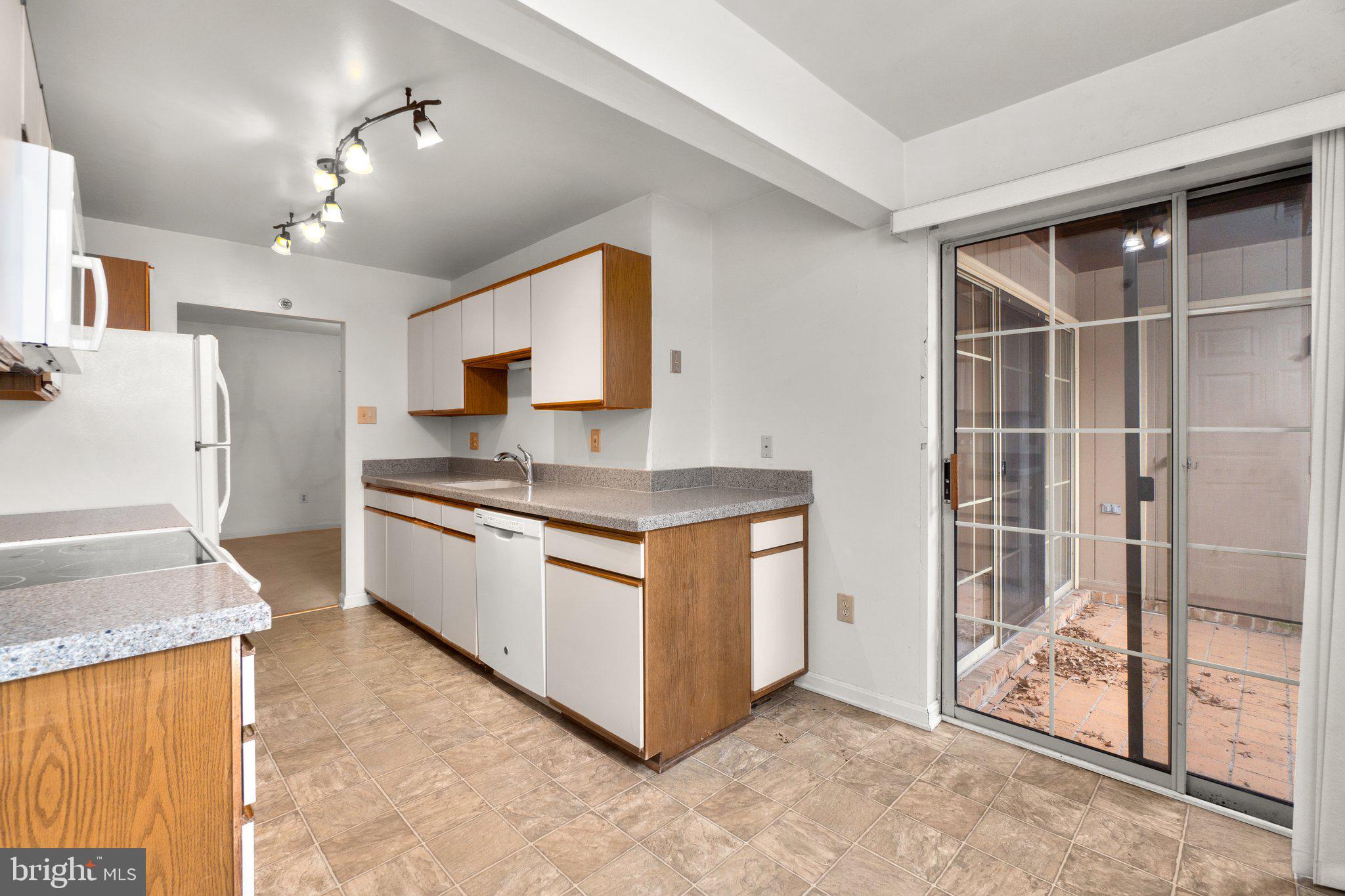 QUAIL CREEK - Residential