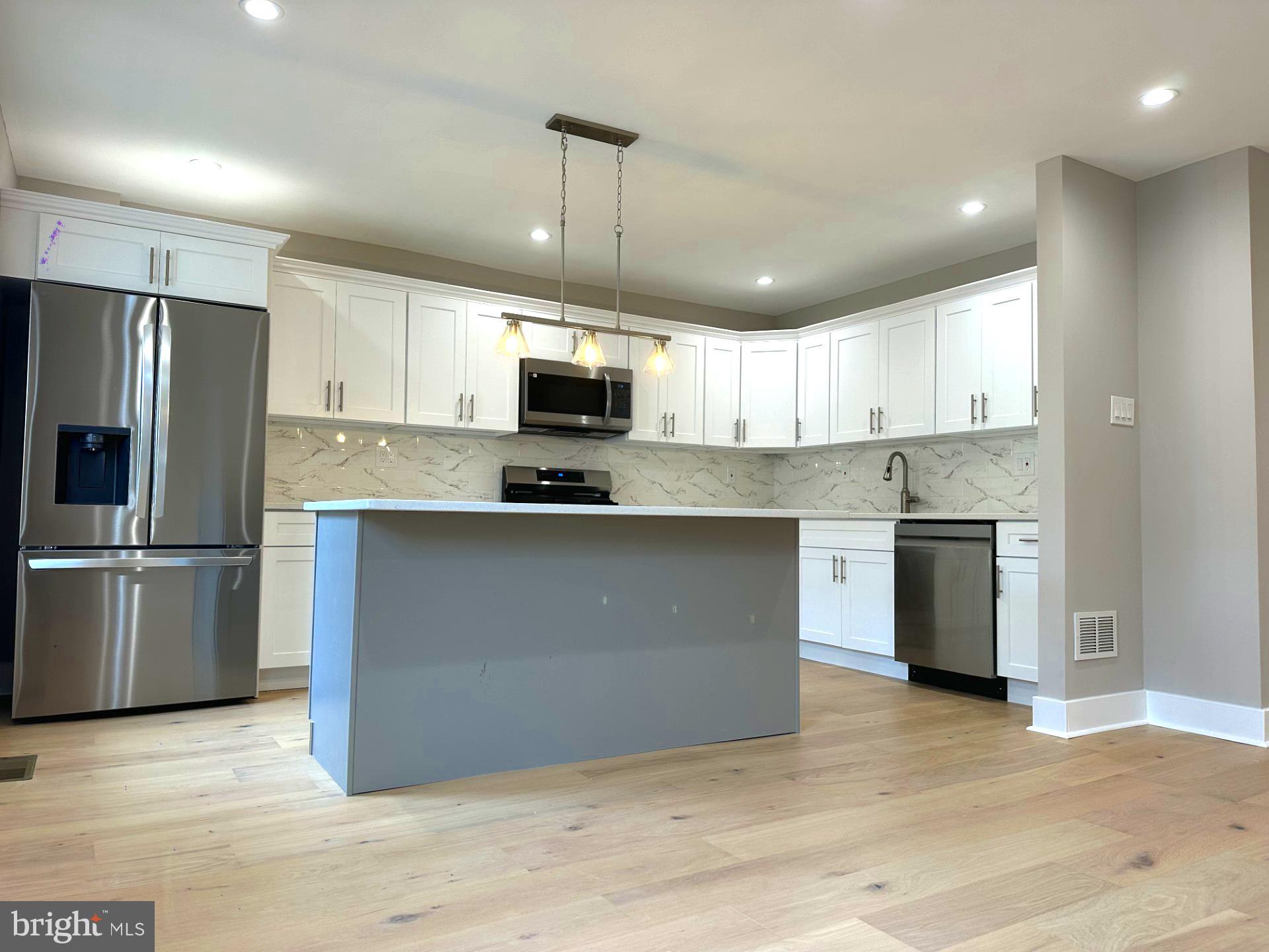 EASTWICK - Residential