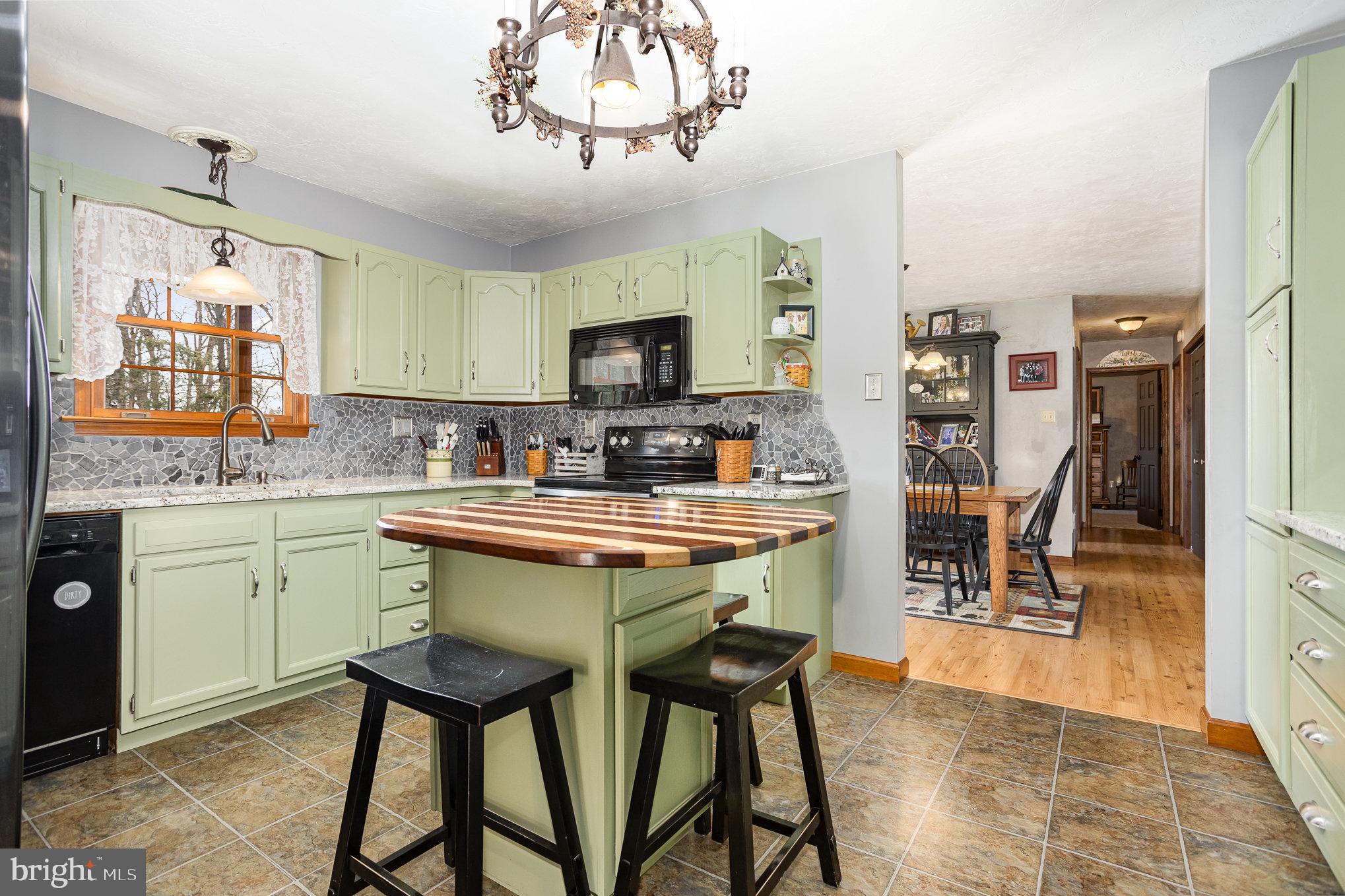 NONE, RURAL - Residential