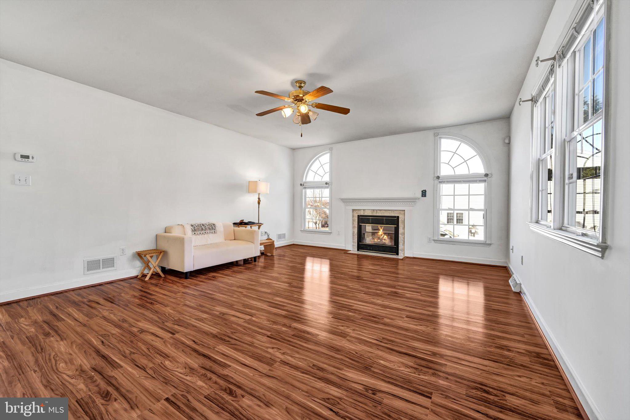 EXETER GOLF CLUB E - Residential