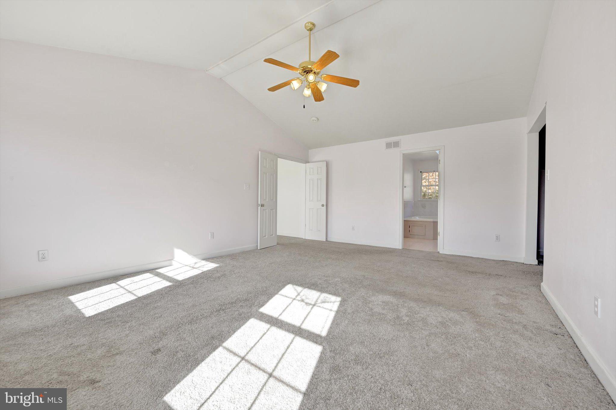 EXETER GOLF CLUB E - Residential