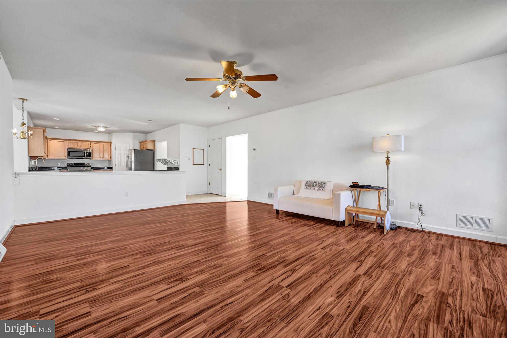 EXETER GOLF CLUB E - Residential