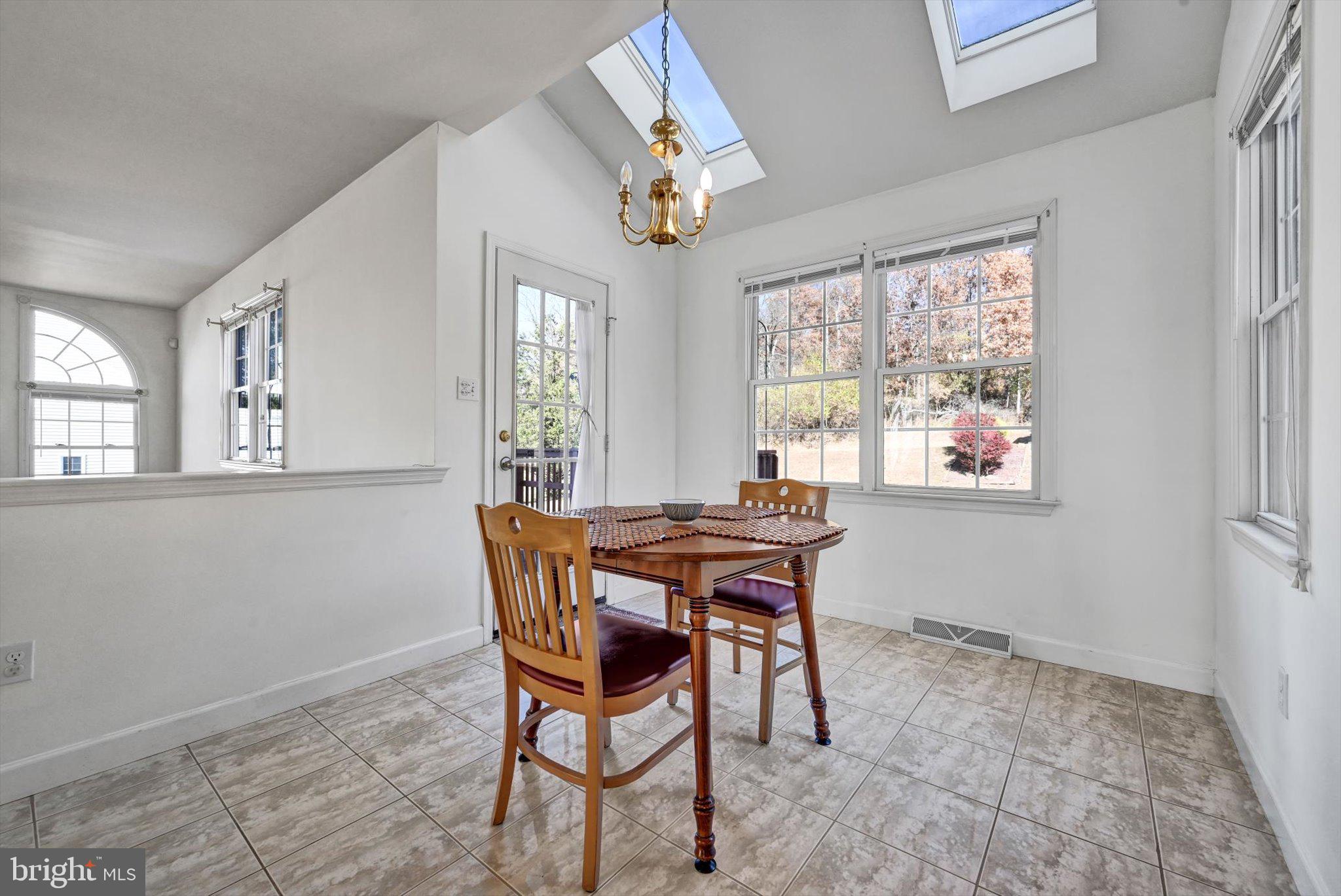 EXETER GOLF CLUB E - Residential