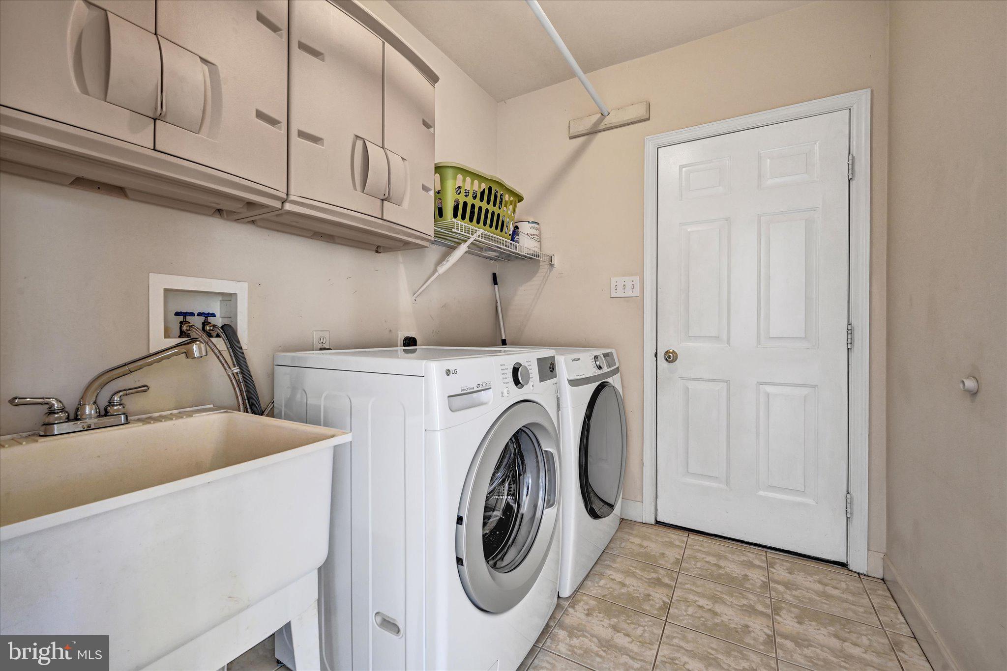 EXETER GOLF CLUB E - Residential