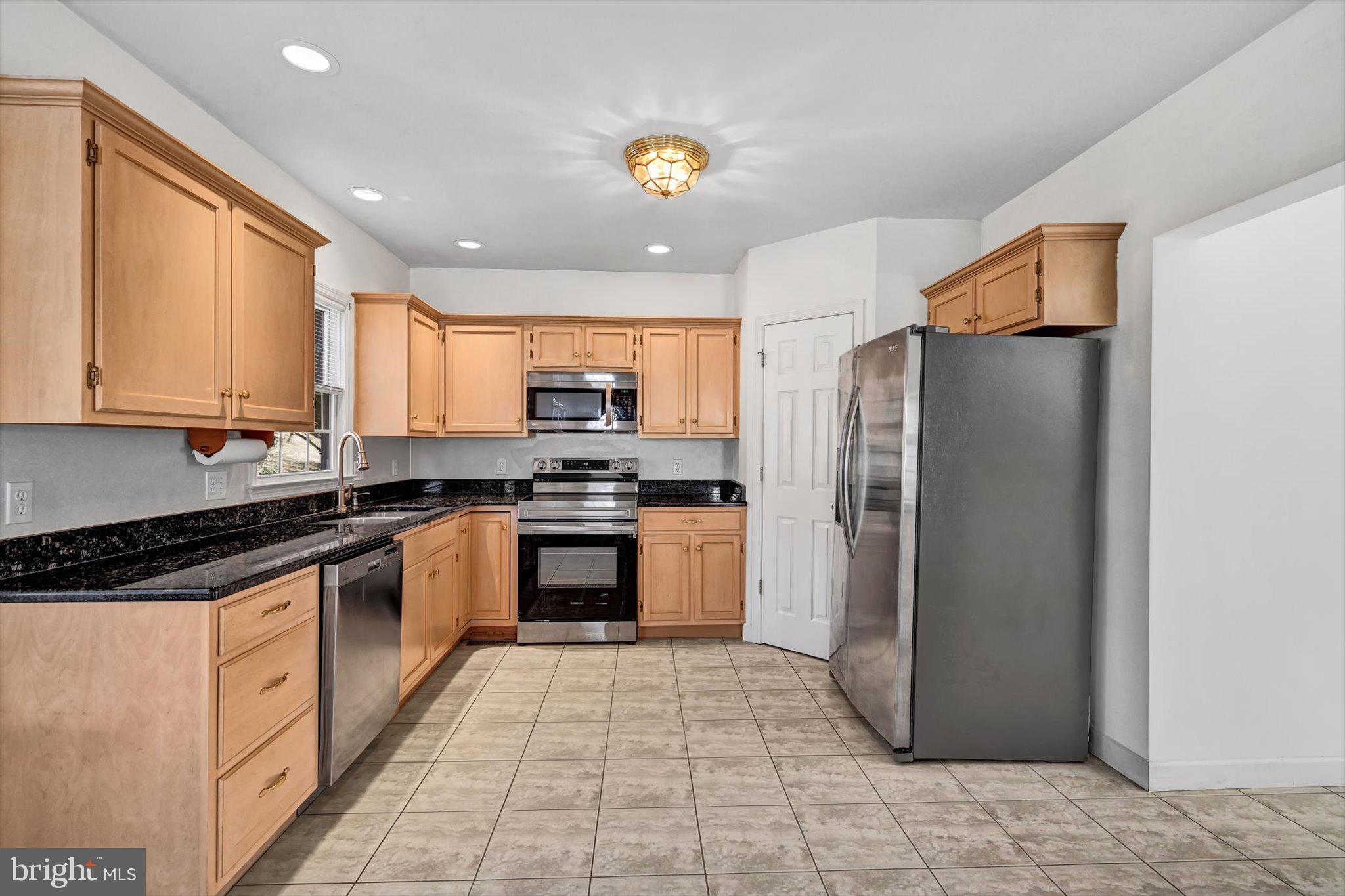 EXETER GOLF CLUB E - Residential