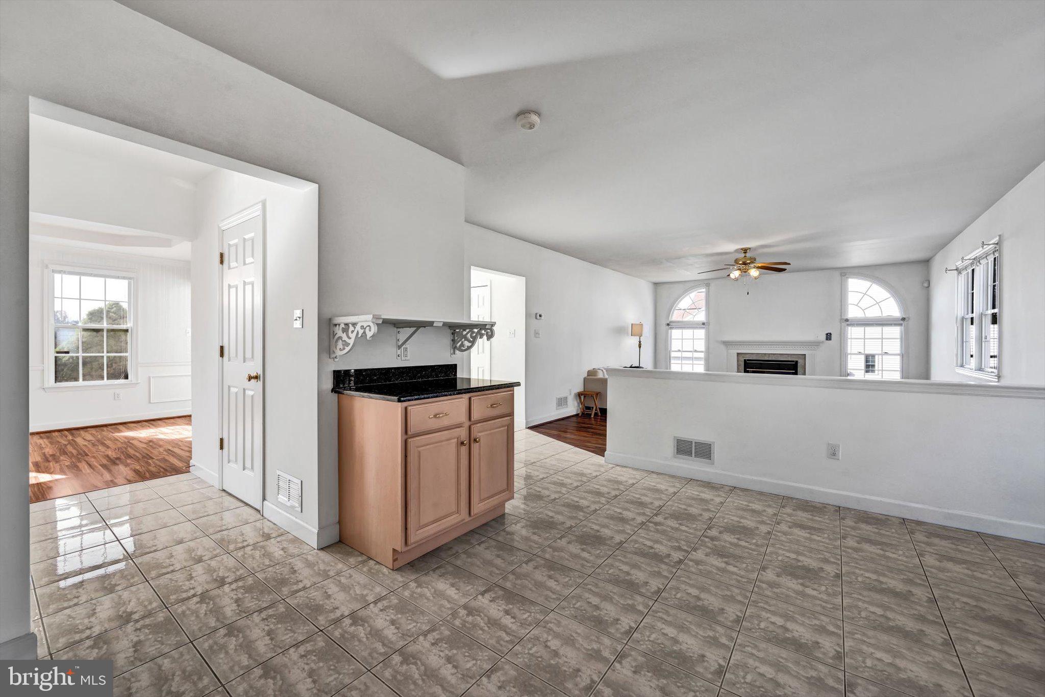 EXETER GOLF CLUB E - Residential