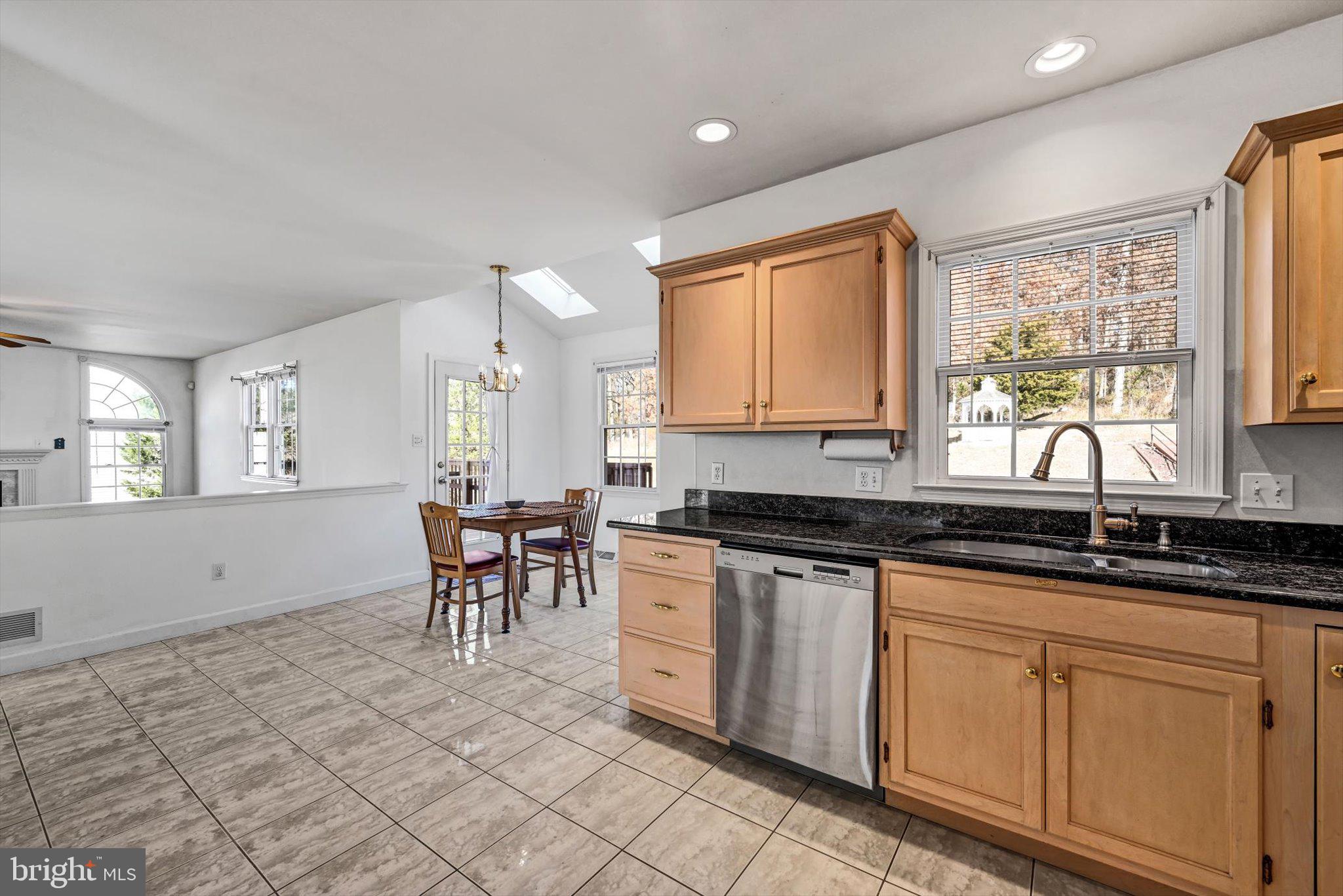 EXETER GOLF CLUB E - Residential