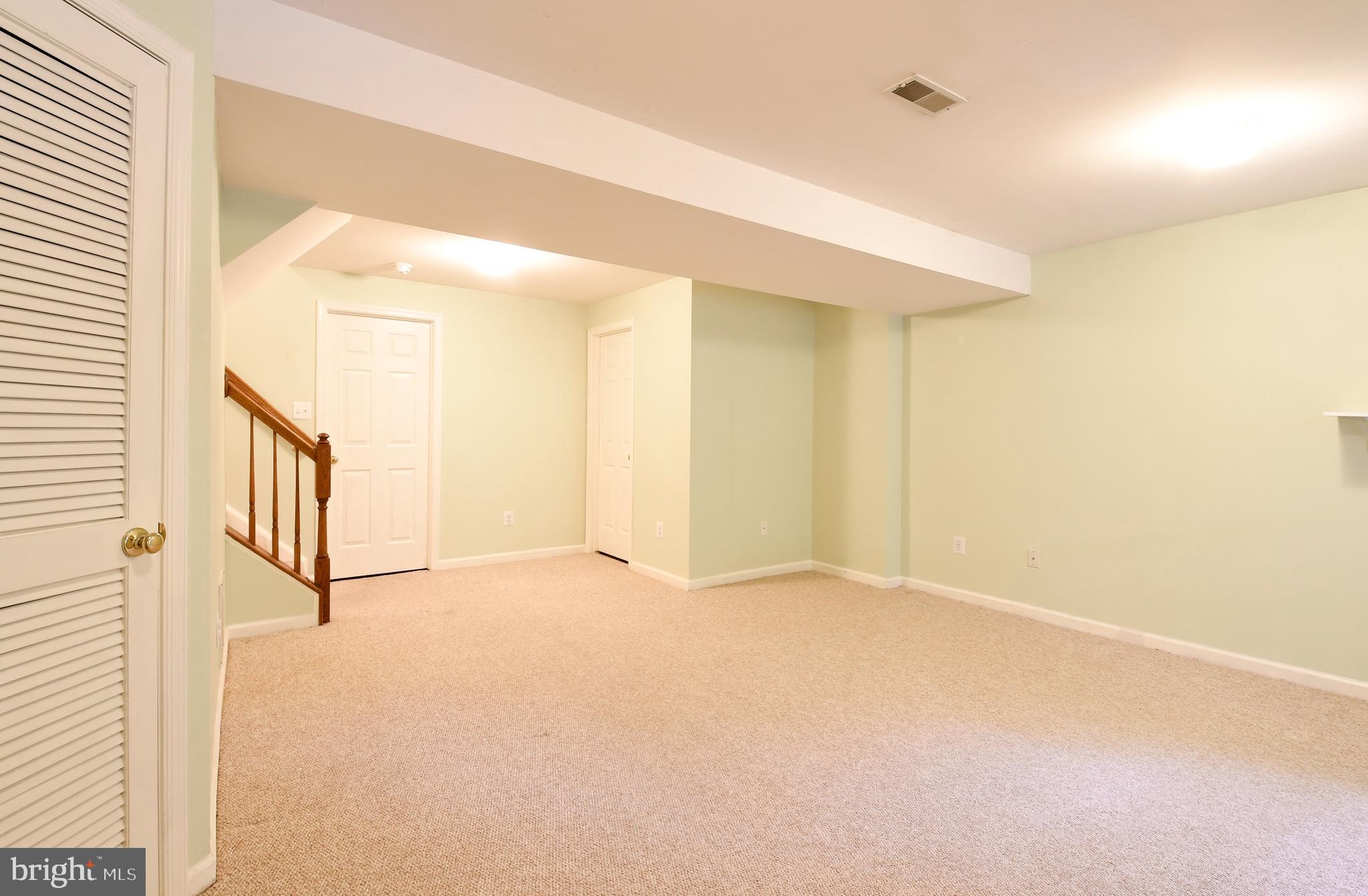 LEE'S HILL - Residential