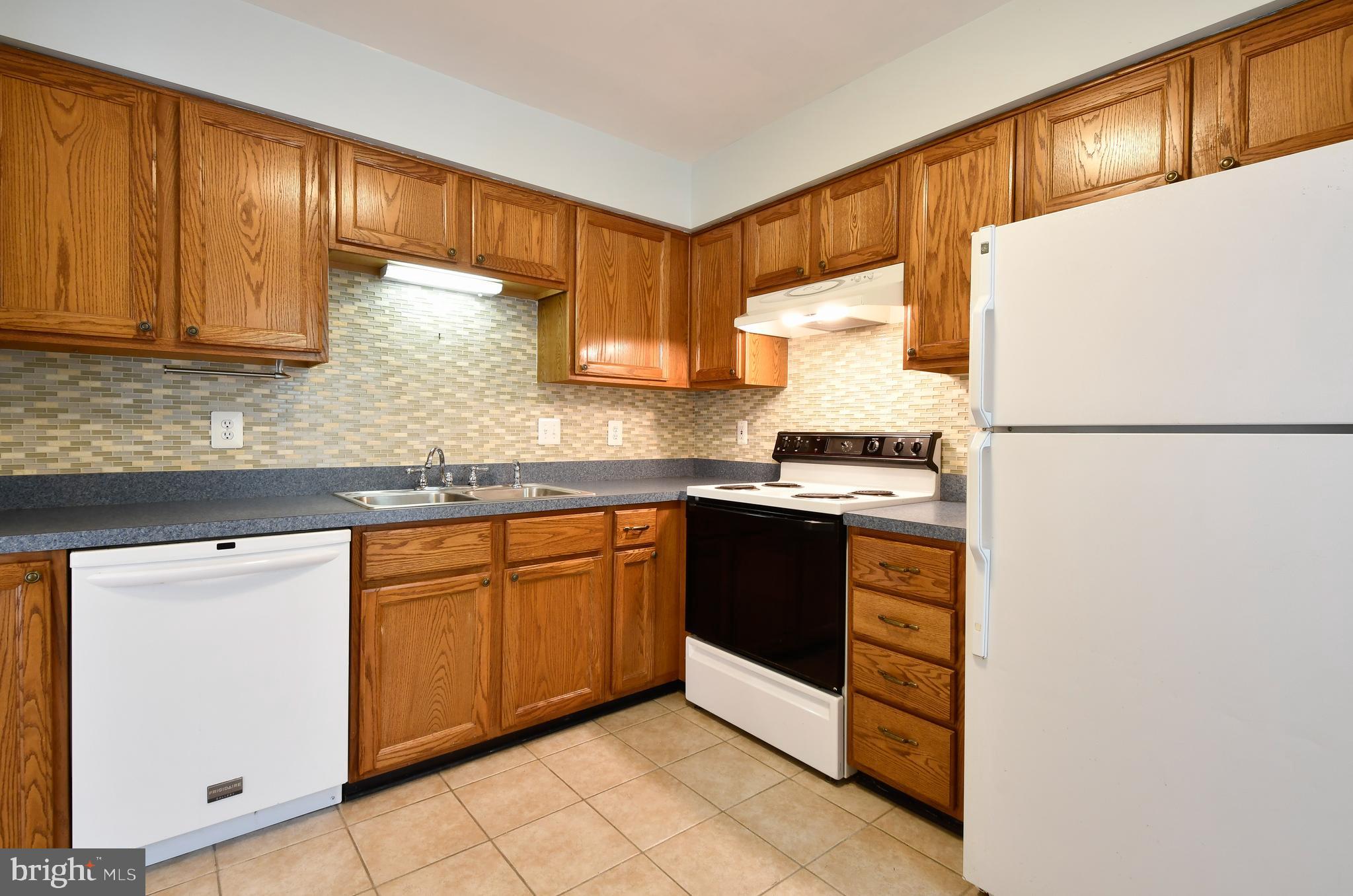 LEE'S HILL - Residential