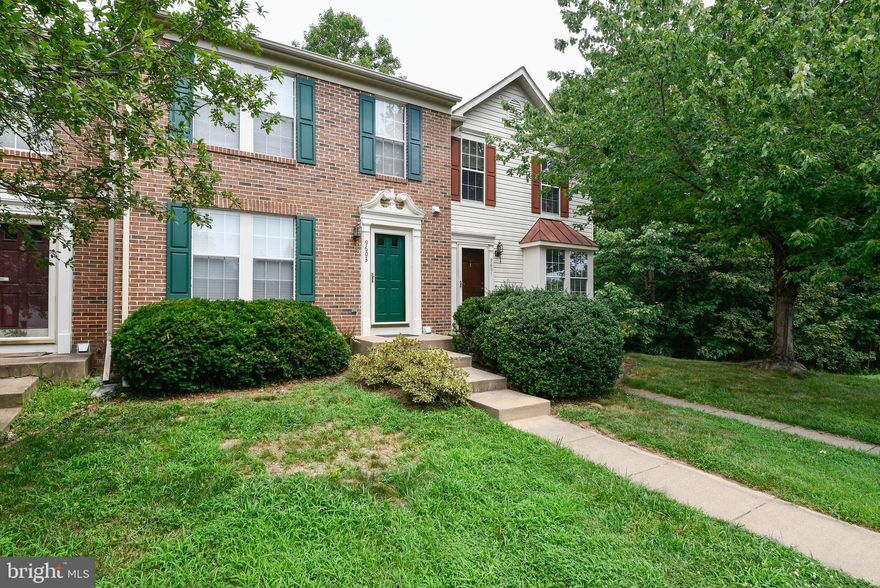 Exciting 3 level  townhome in popular Lee's Hill South! Perfect setting backing to trees for privacy*Large deck for relaxing*NICE wood floors*ROOF replaced in 2020! All appliances convey including washer/dryer*Master bedroom has large walk-in closet and updated bathroom*Fully finished walkout basement with family room,  laundry and large storage area*1 year AHS warranty conveys to purchaser at settlement*Easy walking distance to community pools/tennis/tot lots and public golf course*