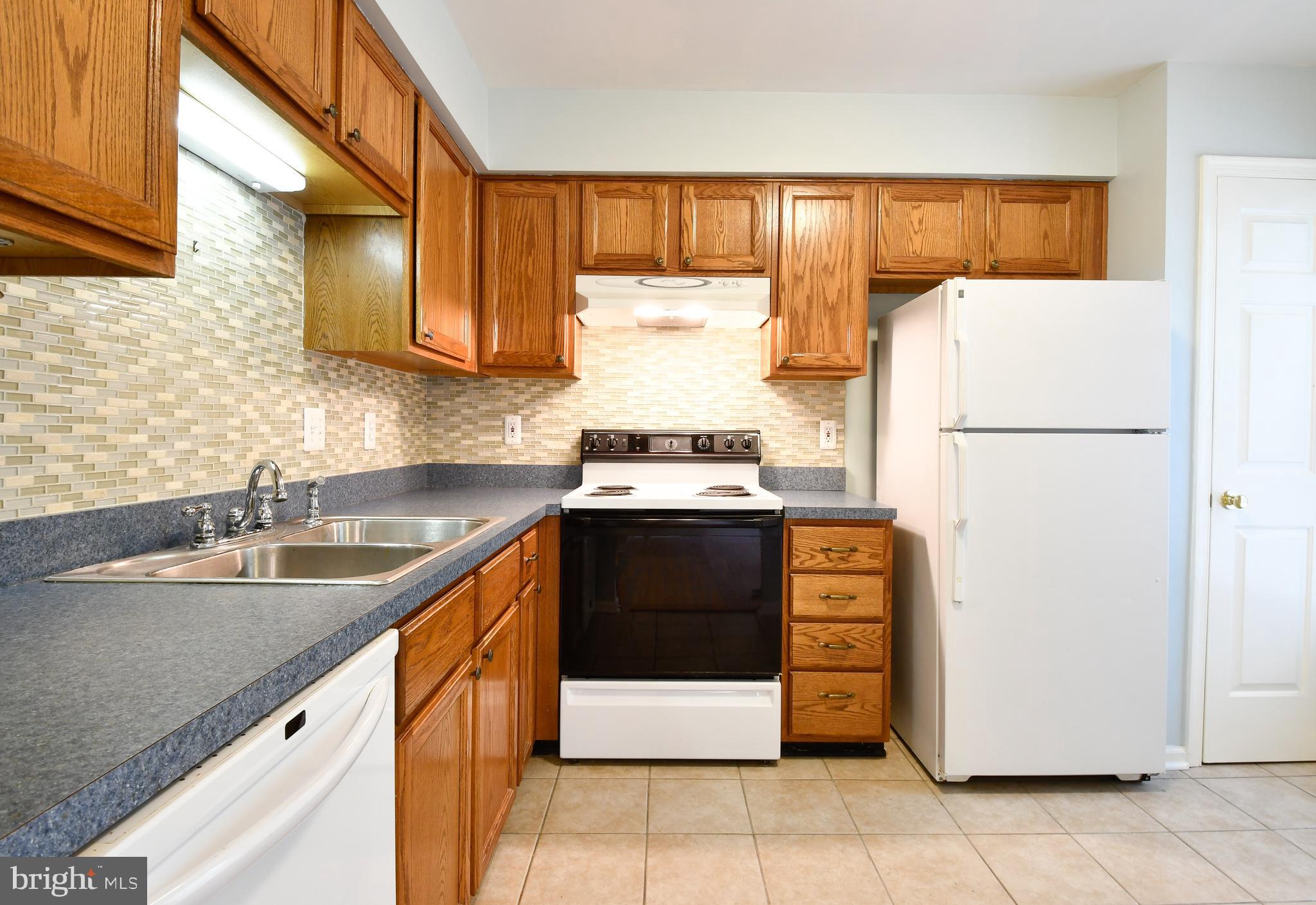 LEE'S HILL - Residential