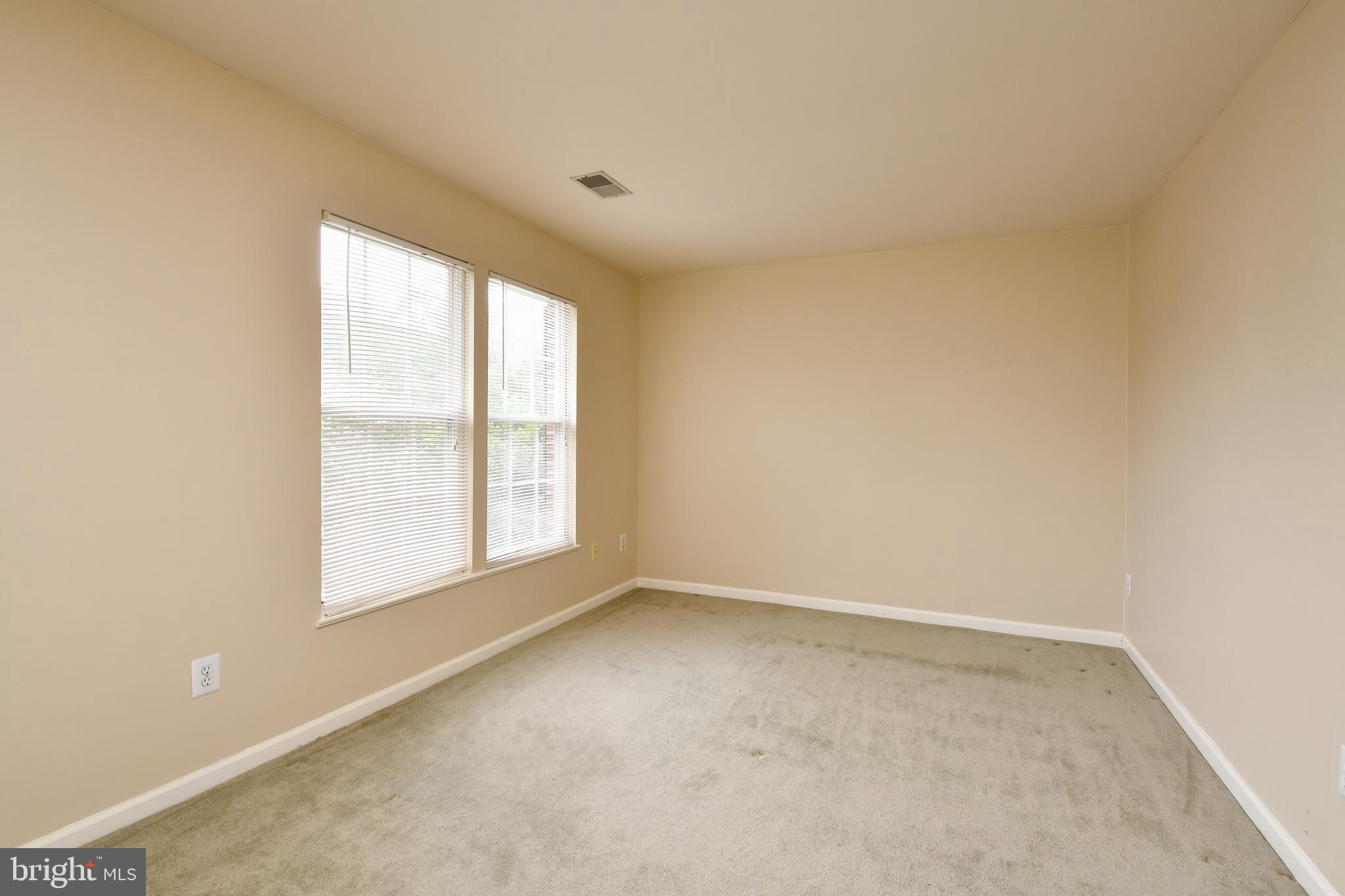 LEE'S HILL - Residential