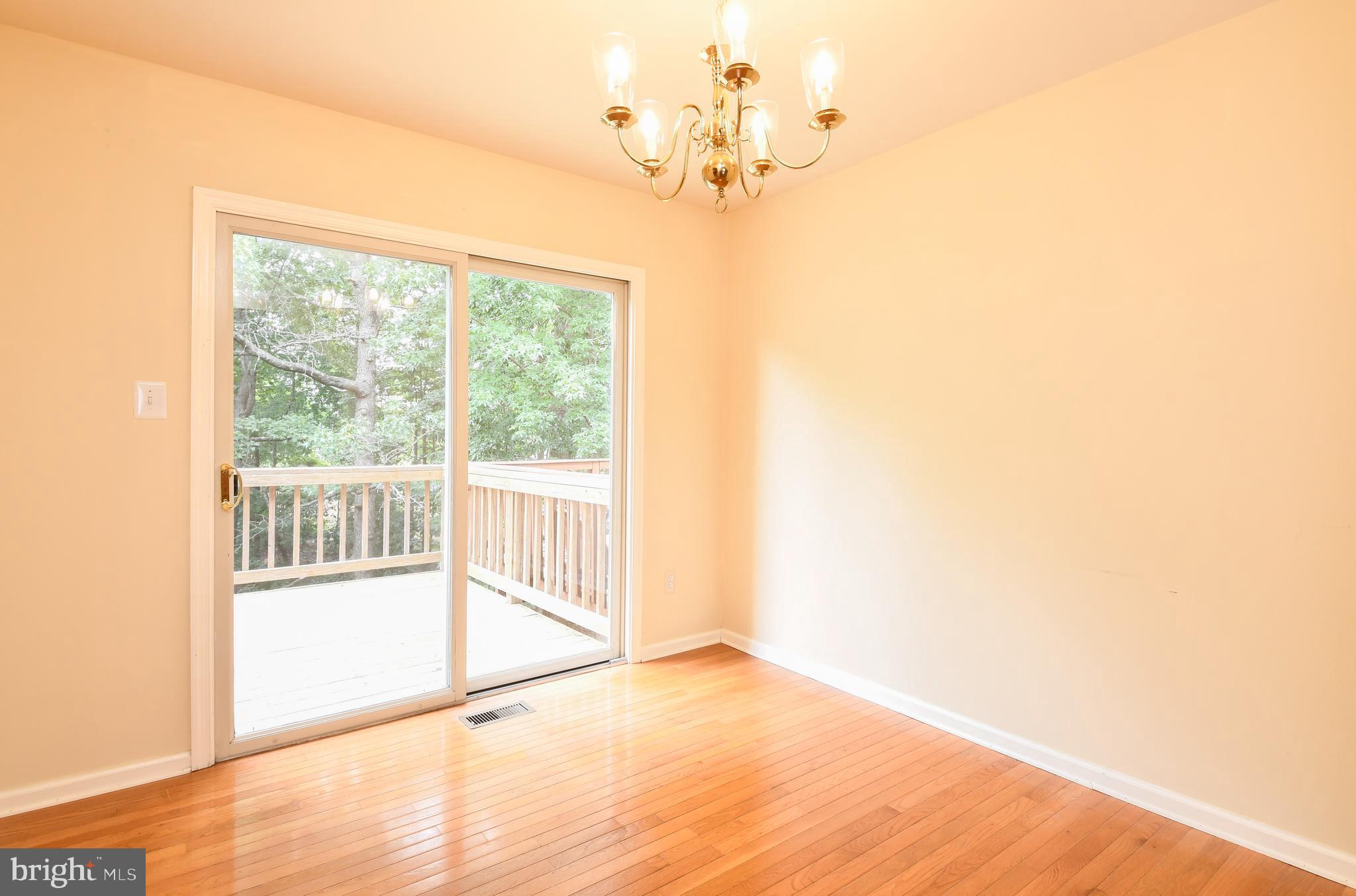 LEE'S HILL - Residential