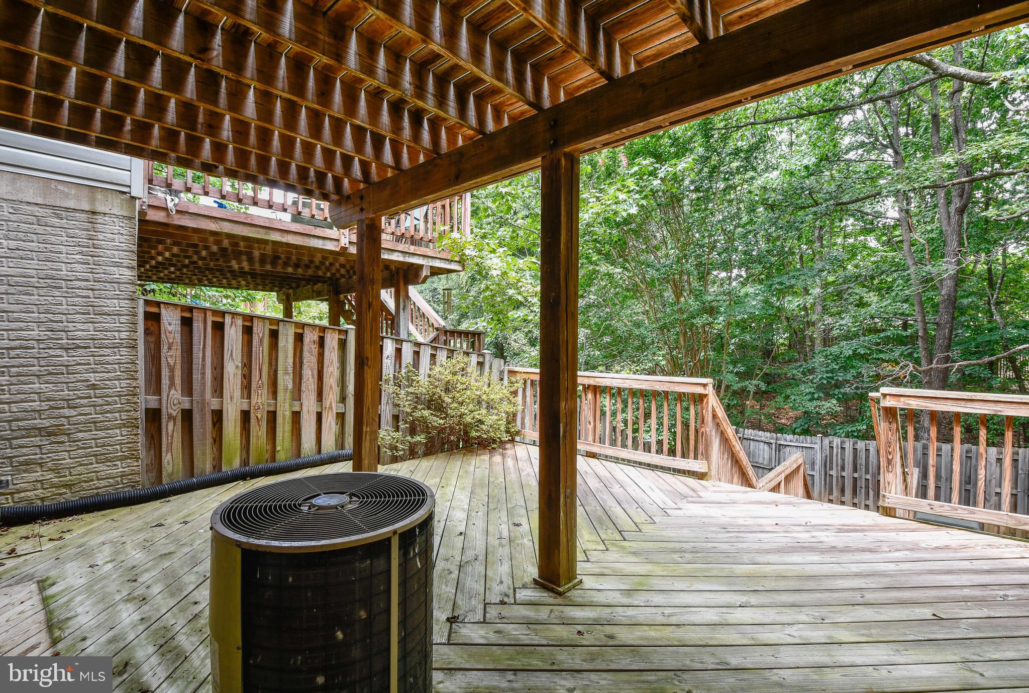 LEE'S HILL - Residential