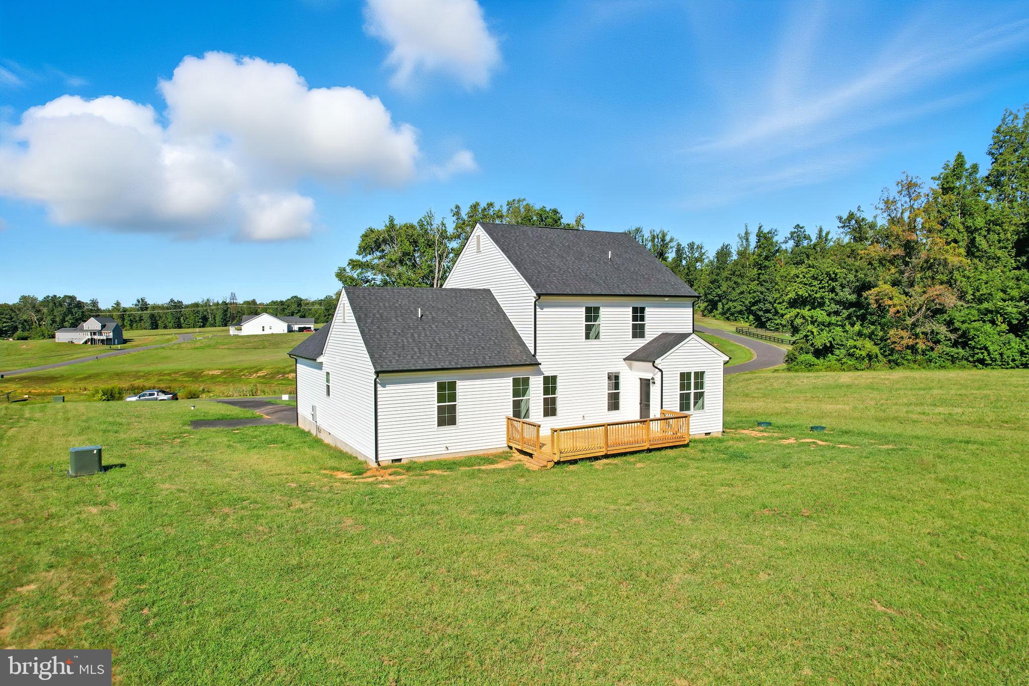 ELK CREEK LANDING - Residential