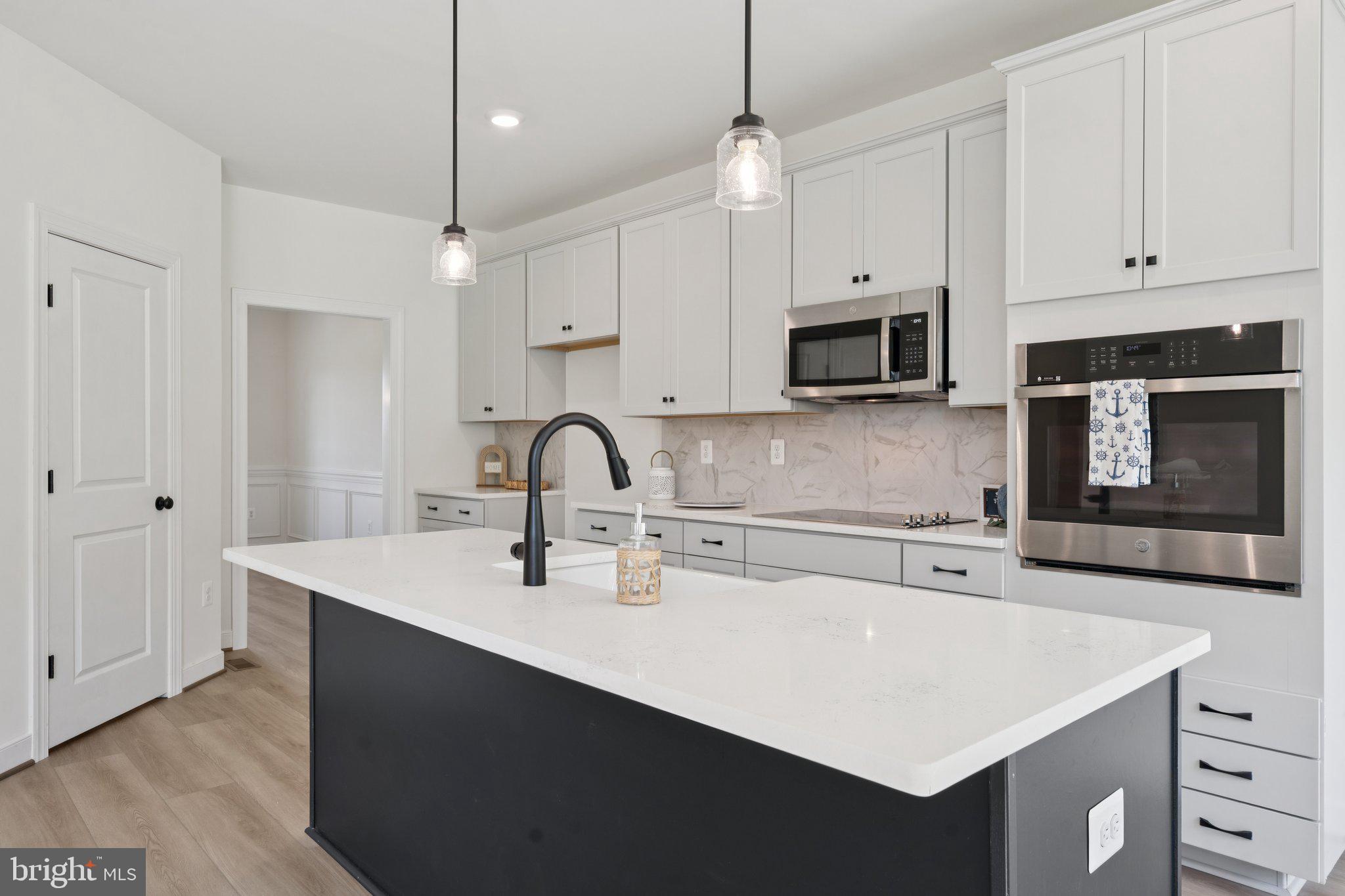 ELK CREEK LANDING - Residential