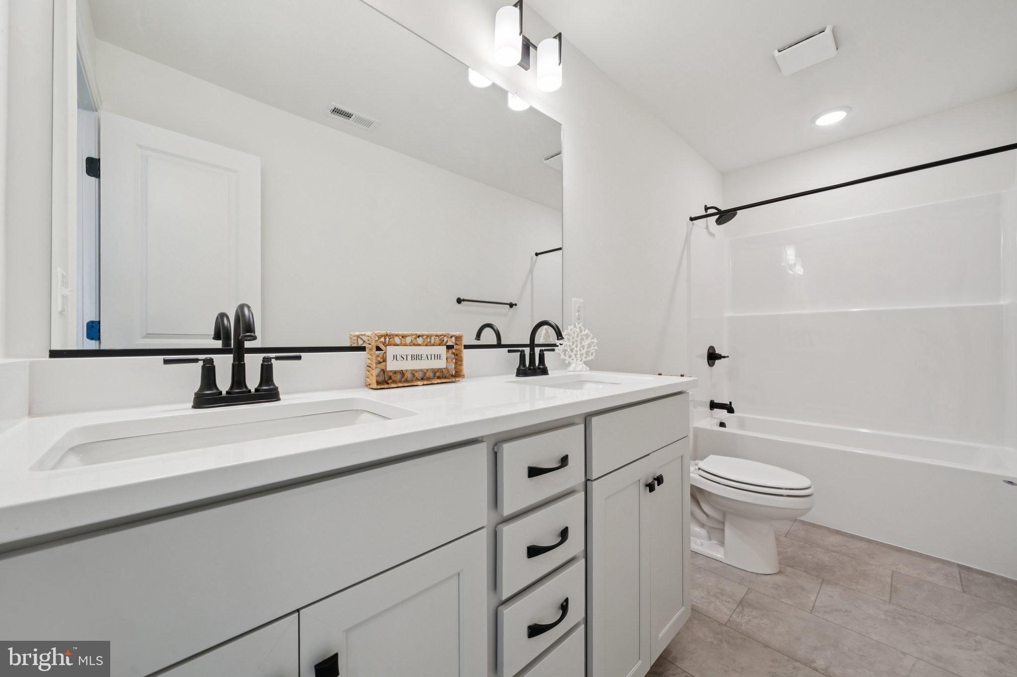 ELK CREEK LANDING - Residential