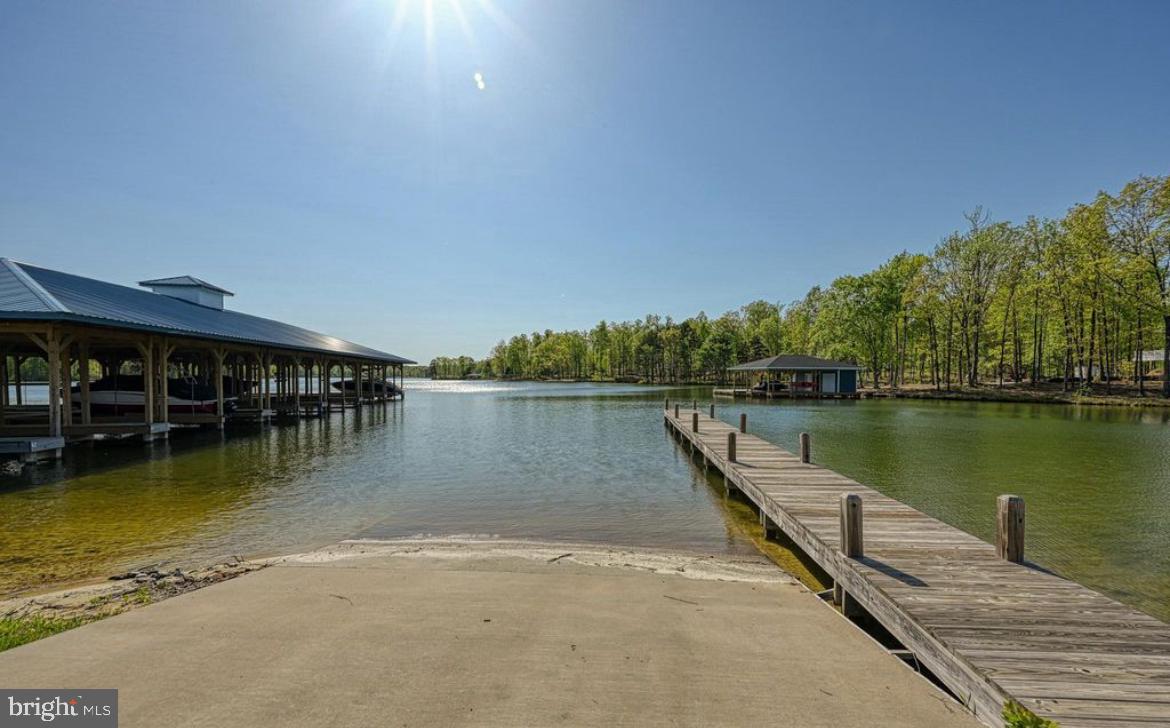 ELK CREEK LANDING - Residential