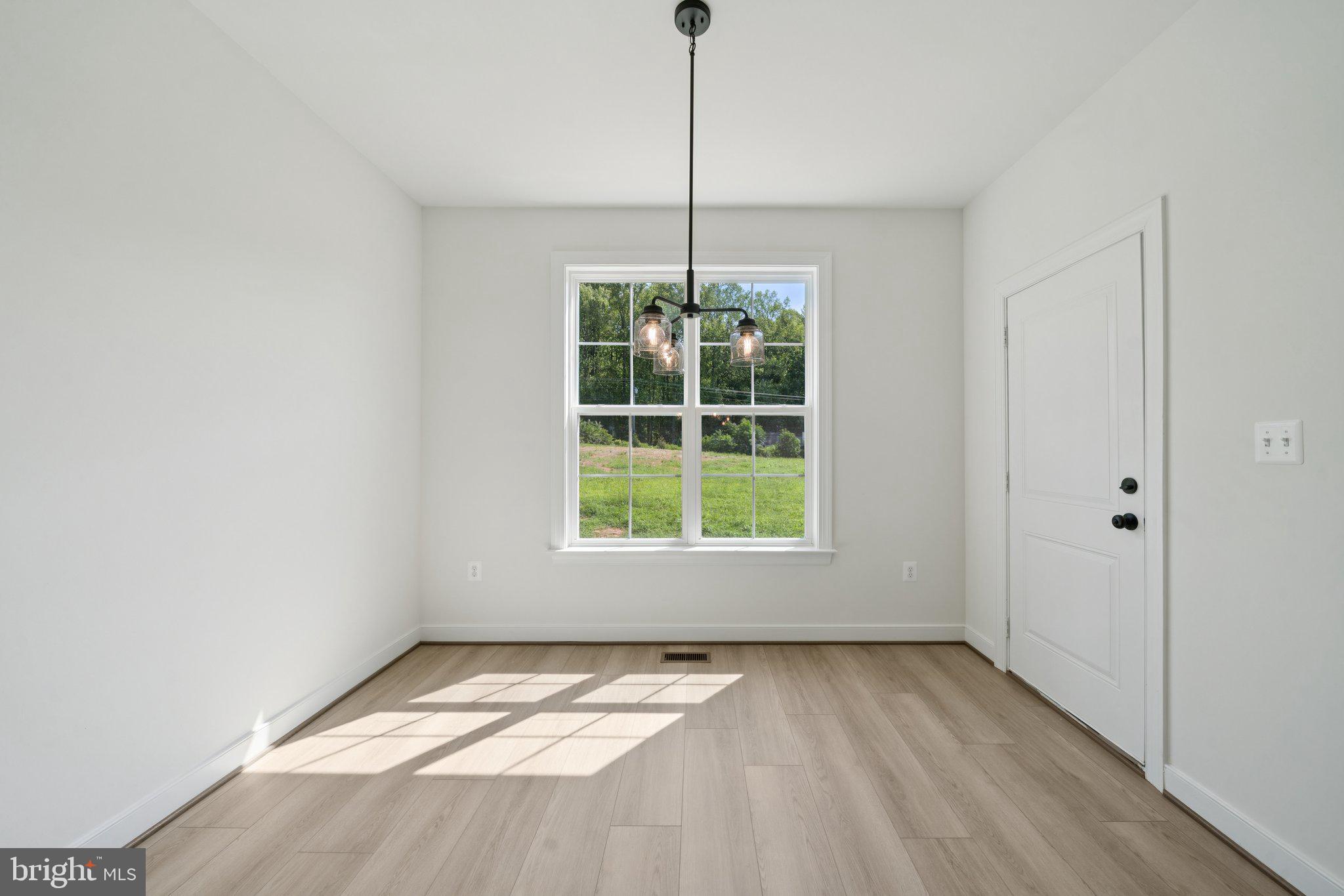 ELK CREEK LANDING - Residential