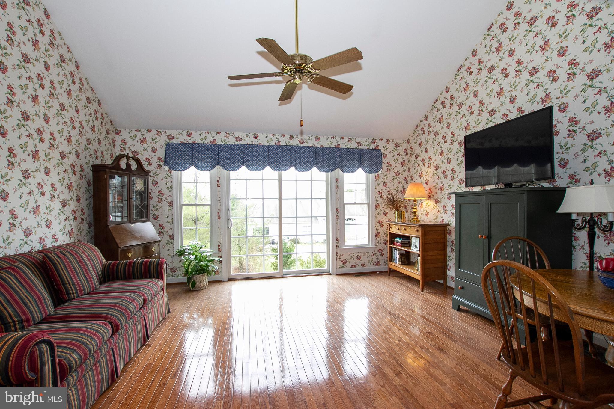 BARRINGTON - Residential