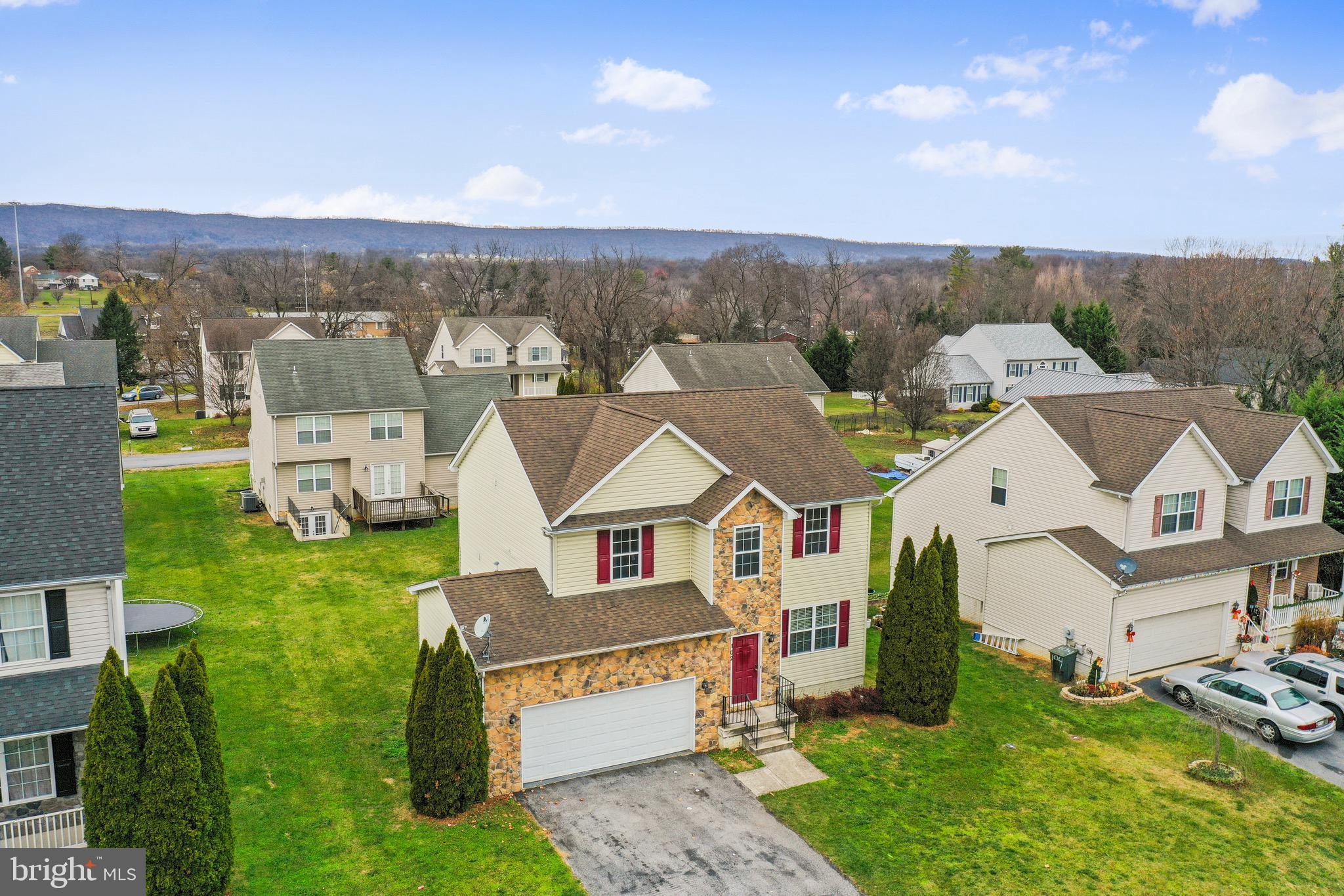 ROSEMONT ORCHARD - Residential