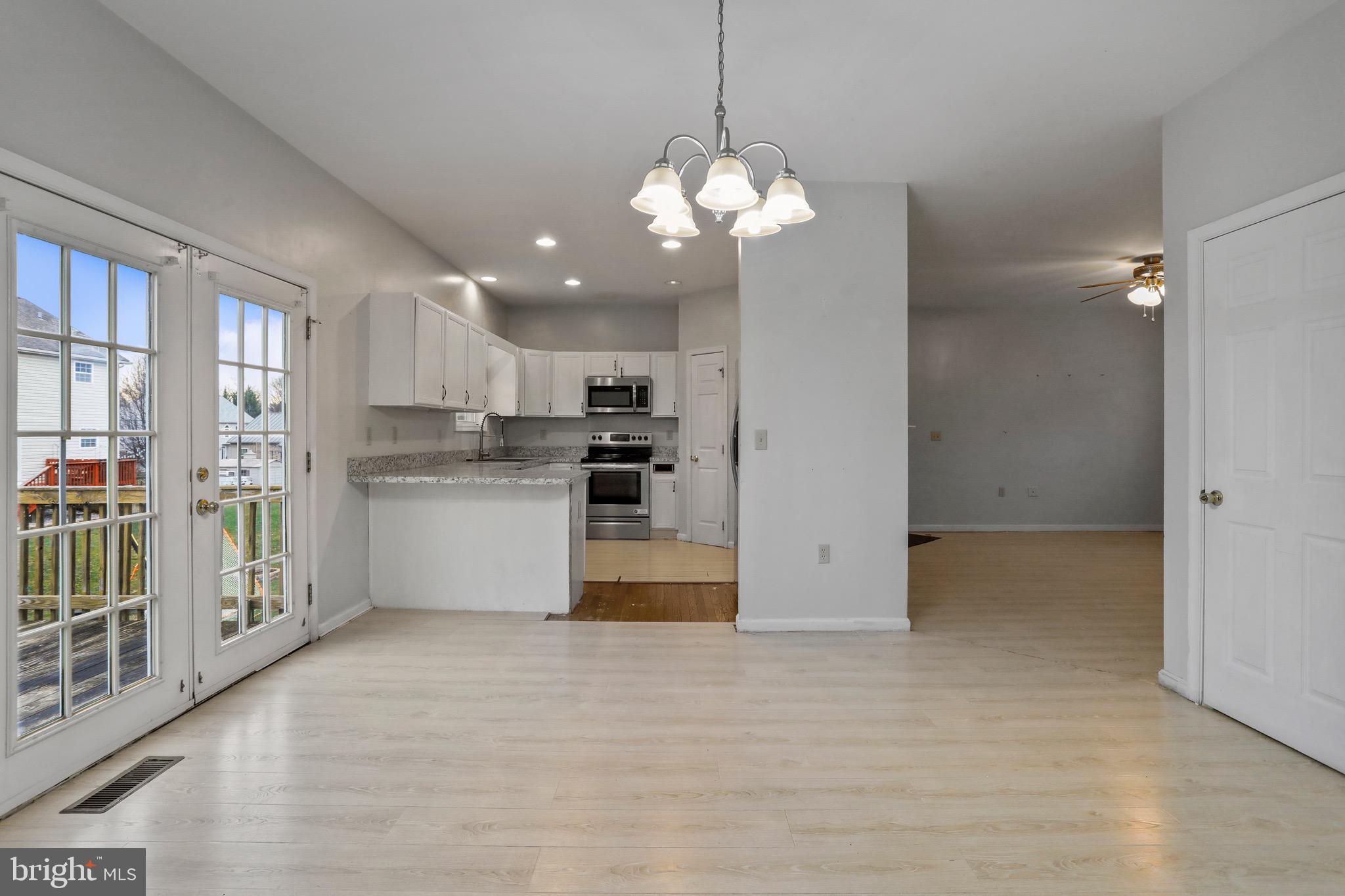 ROSEMONT ORCHARD - Residential