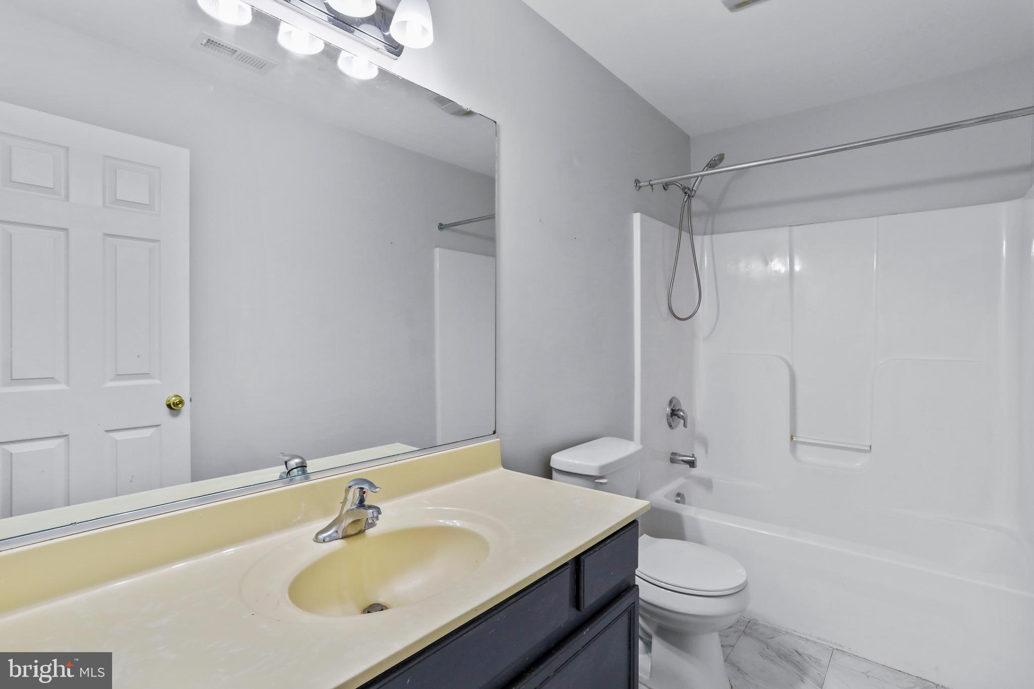 ROSEMONT ORCHARD - Residential