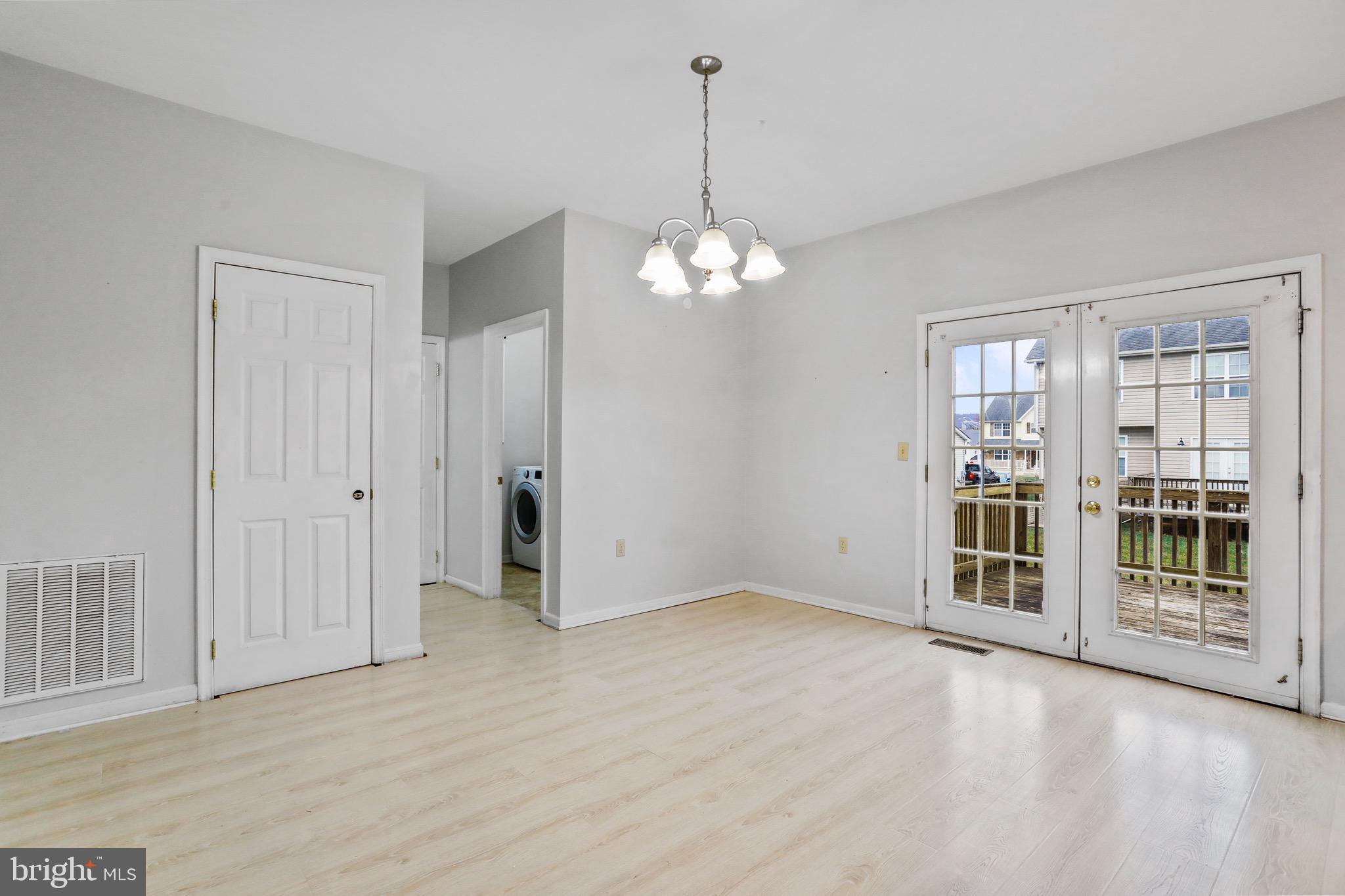 ROSEMONT ORCHARD - Residential