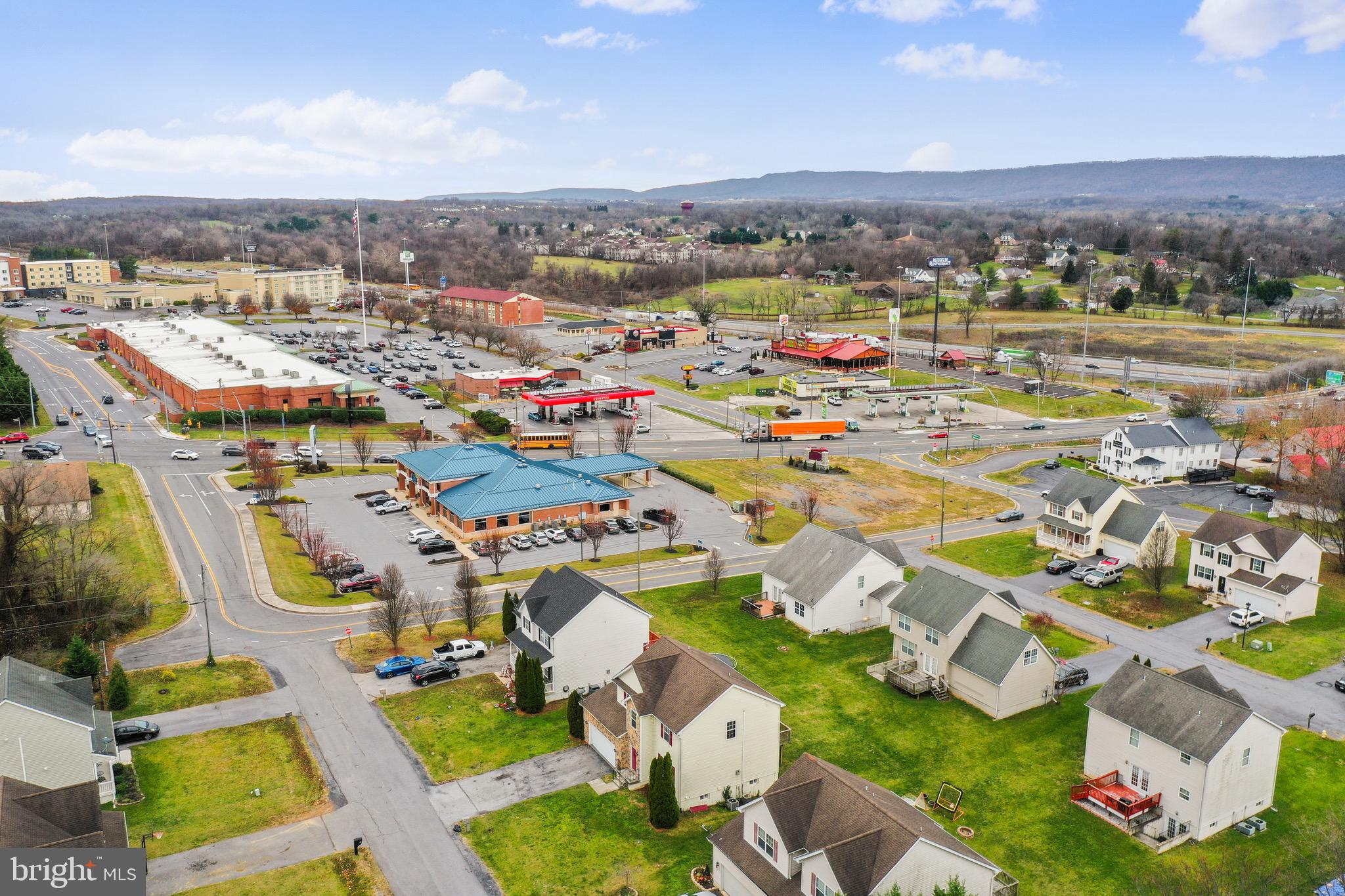 ROSEMONT ORCHARD - Residential