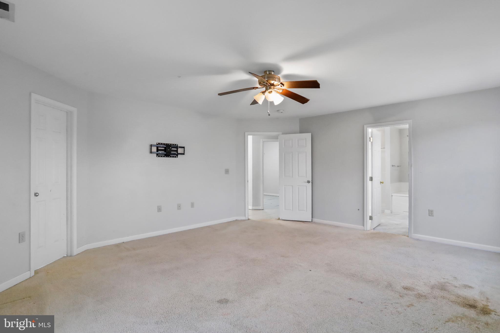 ROSEMONT ORCHARD - Residential