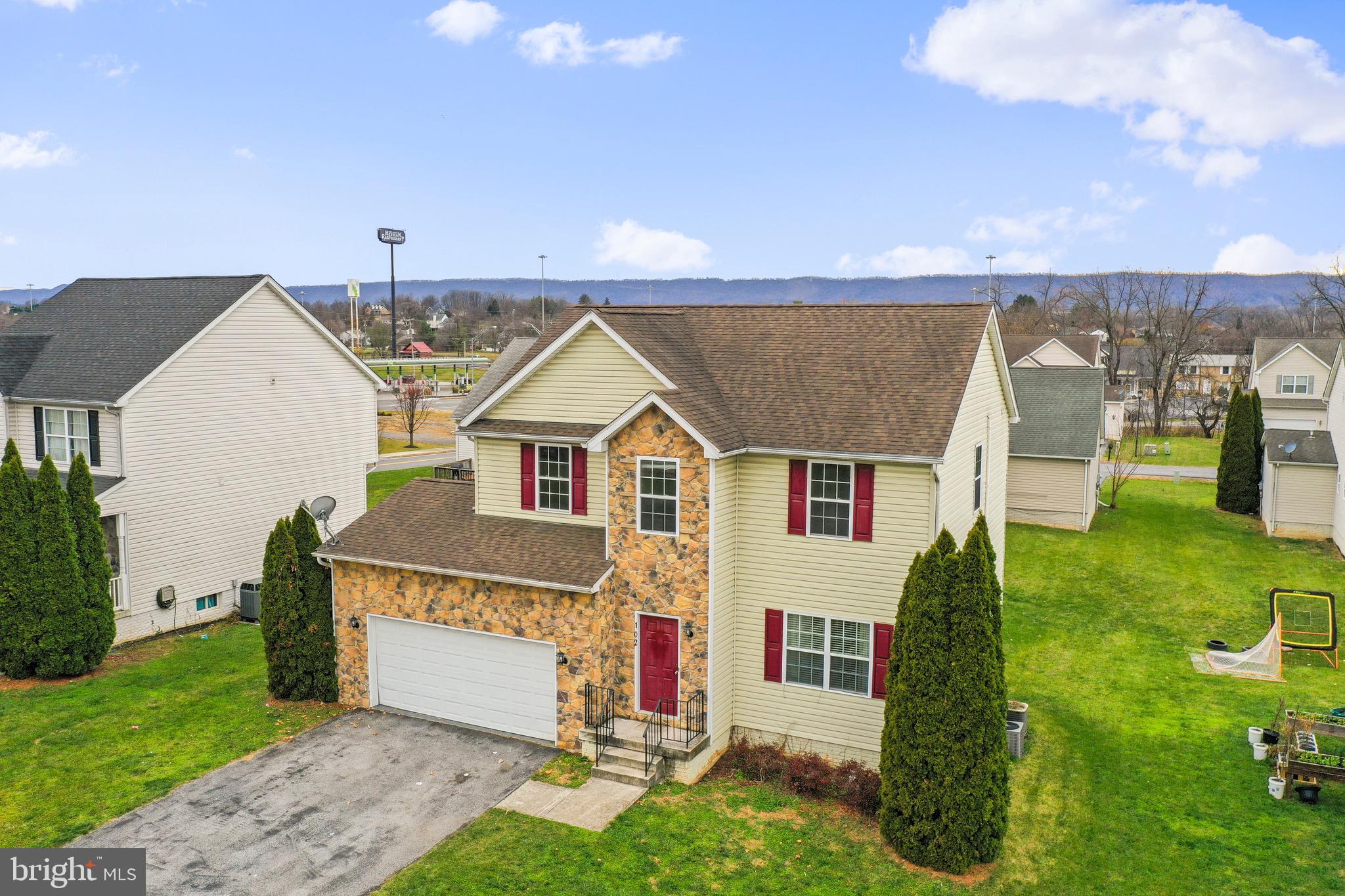 ROSEMONT ORCHARD - Residential