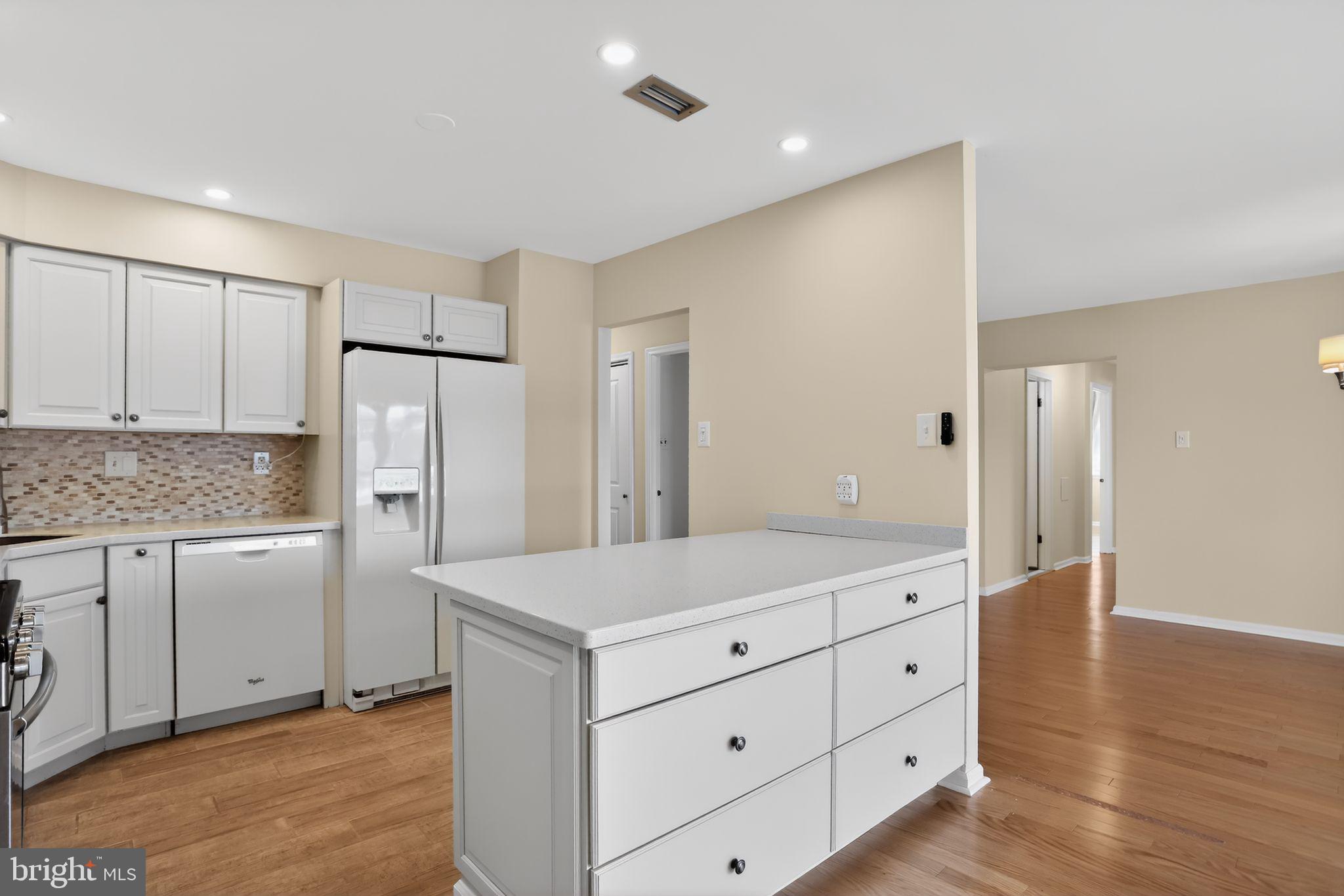 215 HADDONFIELD CMNS 215