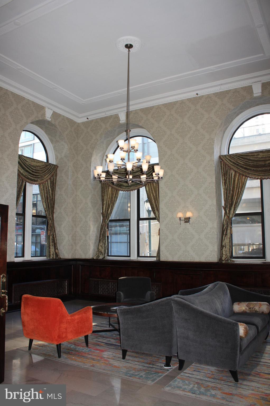 AVENUE OF THE ARTS - Residential