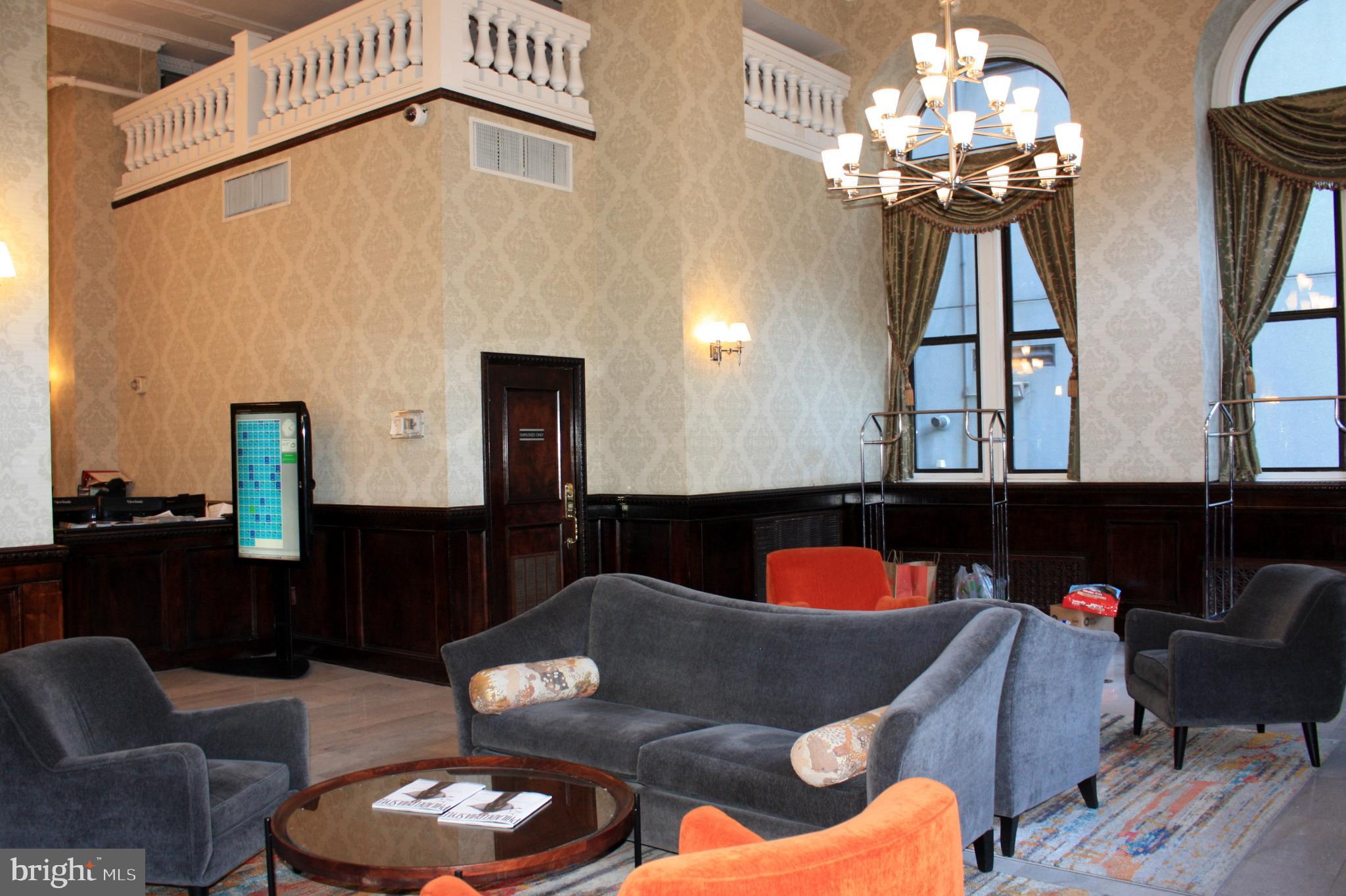 AVENUE OF THE ARTS - Residential