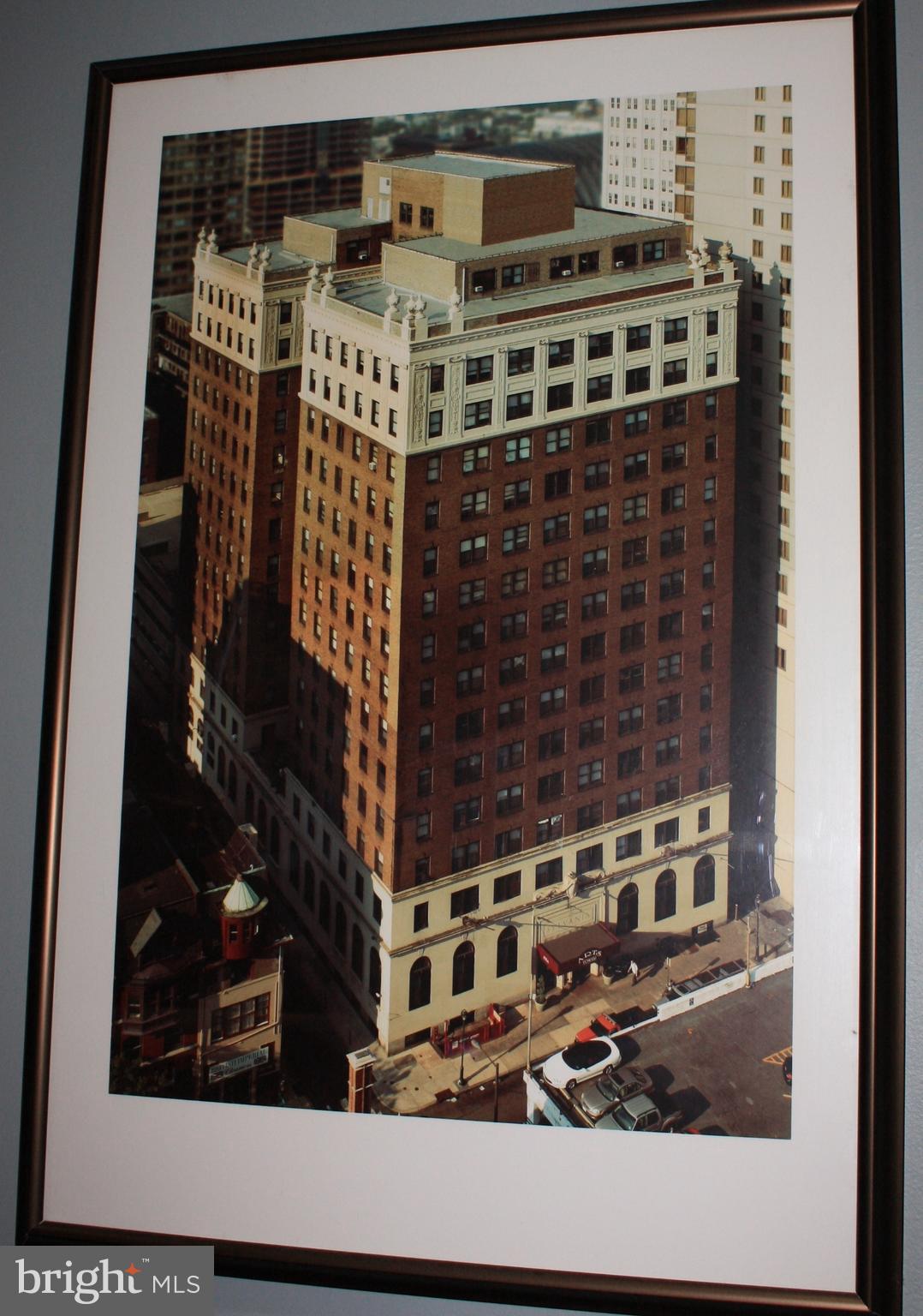 AVENUE OF THE ARTS - Residential