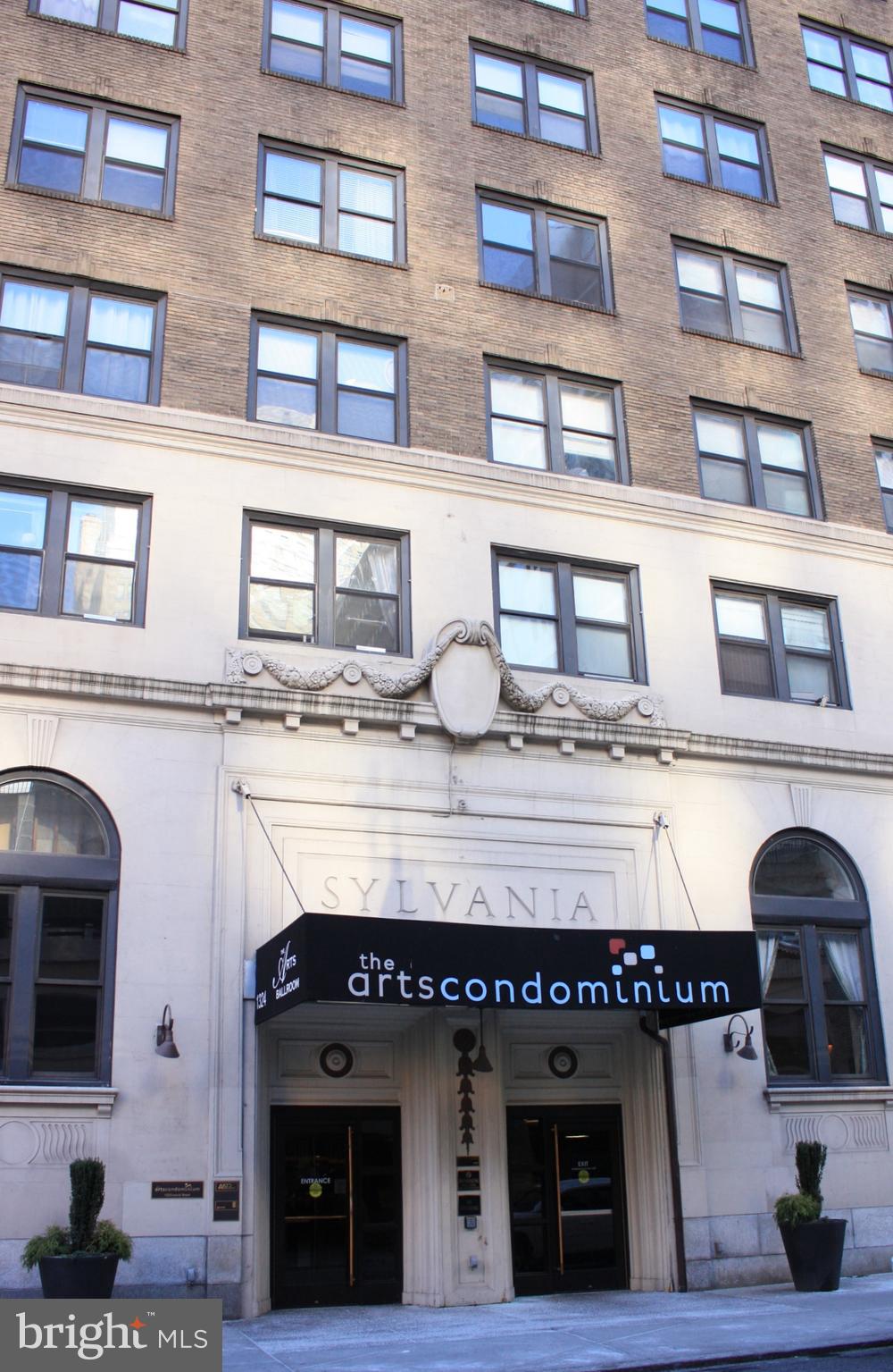 AVENUE OF THE ARTS - Residential